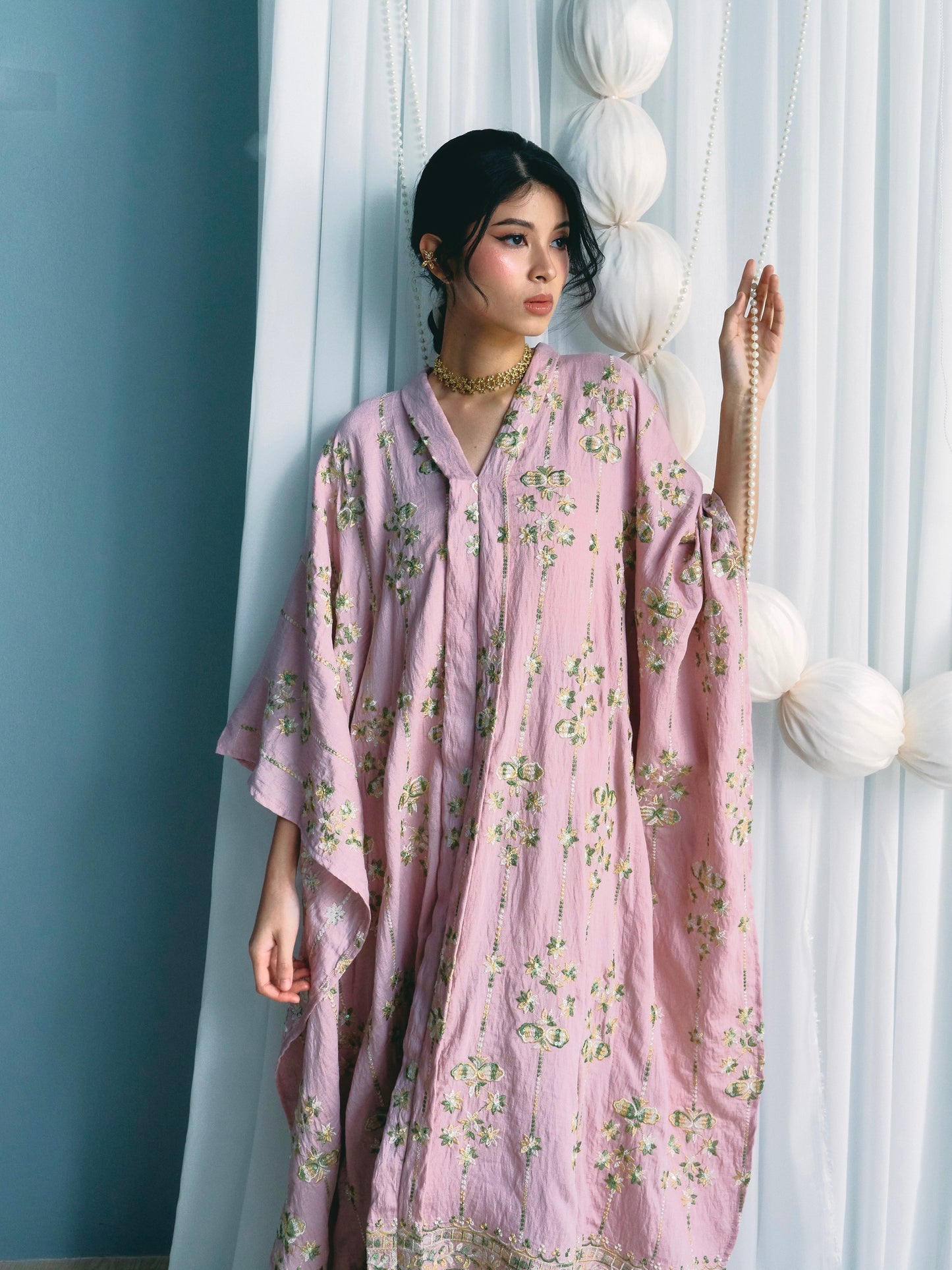 ARYA Beaded Kafaya in Pink