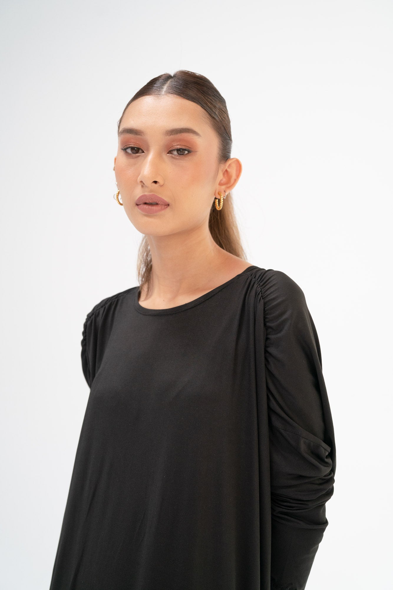 Ezra Batwing Top in Black