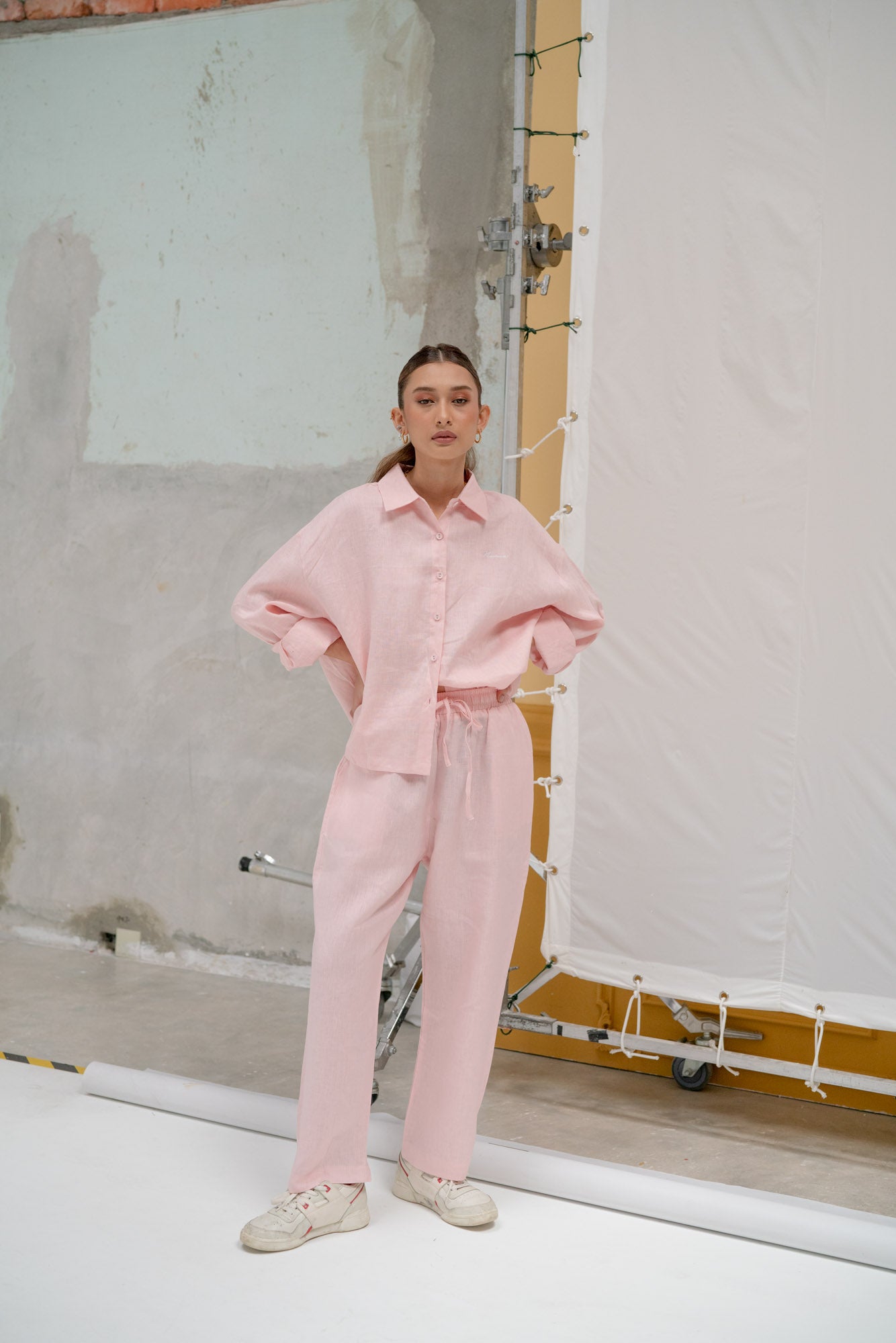 Avi Linen Shirt in Pink
