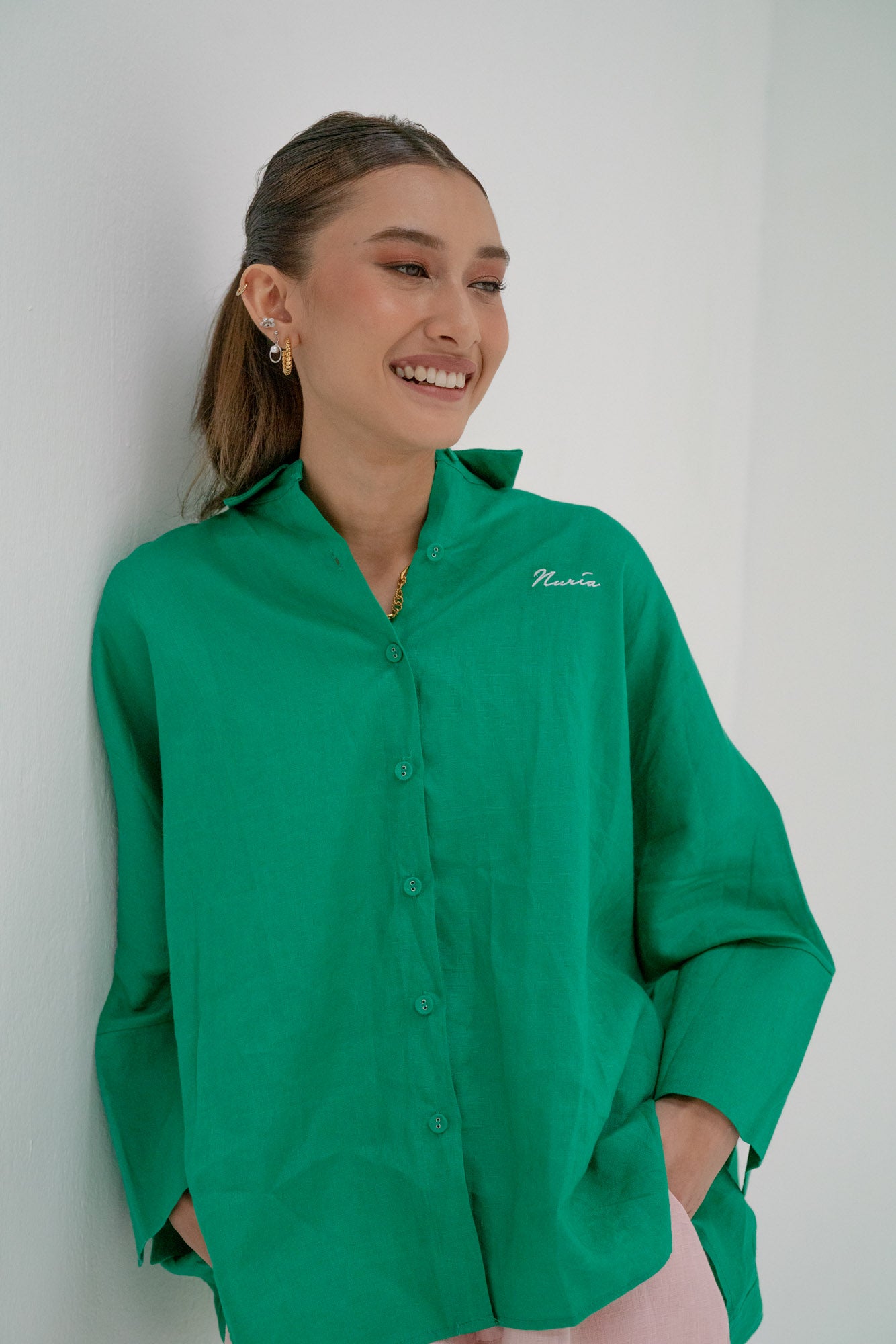 Chloe Linen Batwing Shirt in Green