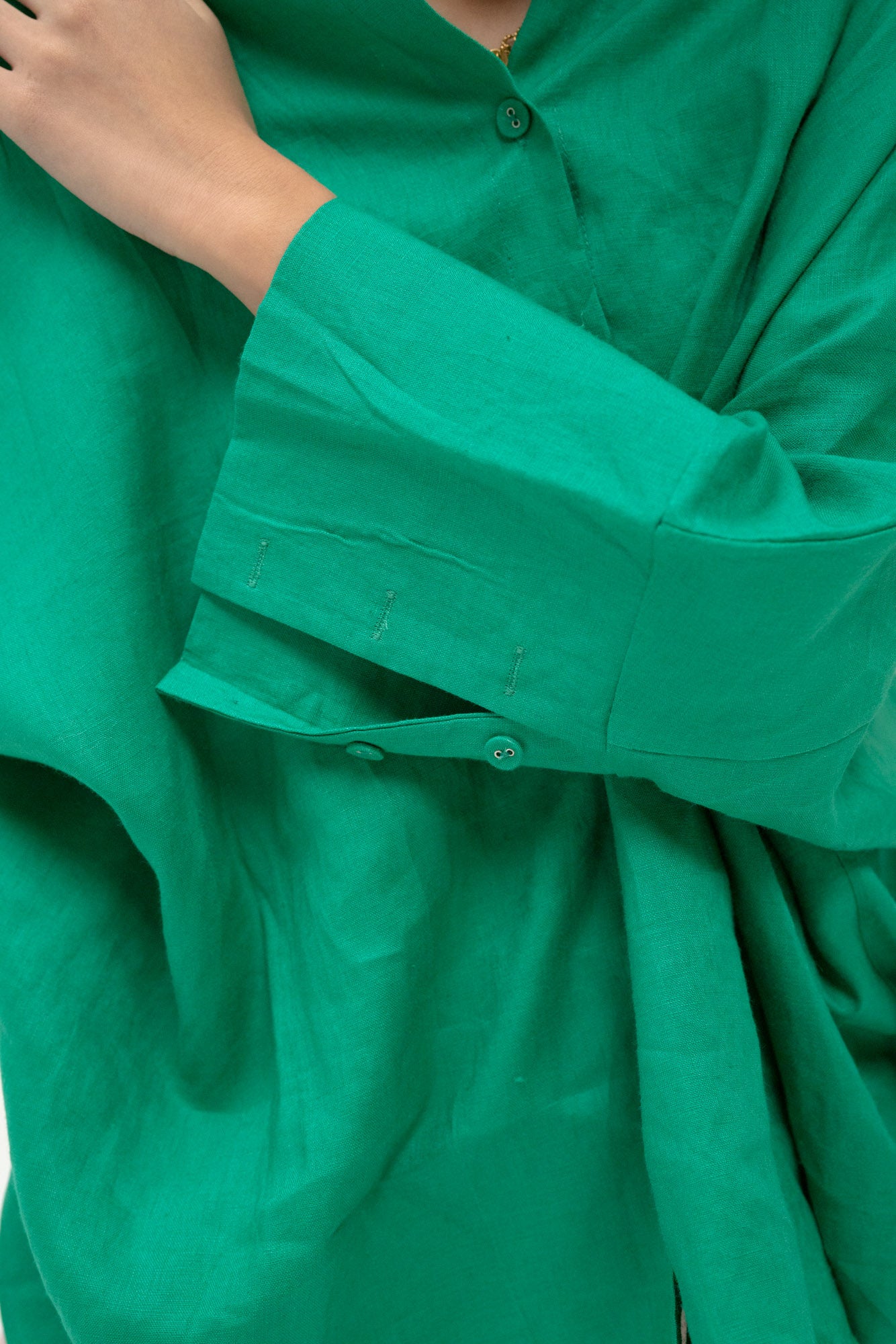 Chloe Linen Batwing Shirt in Green