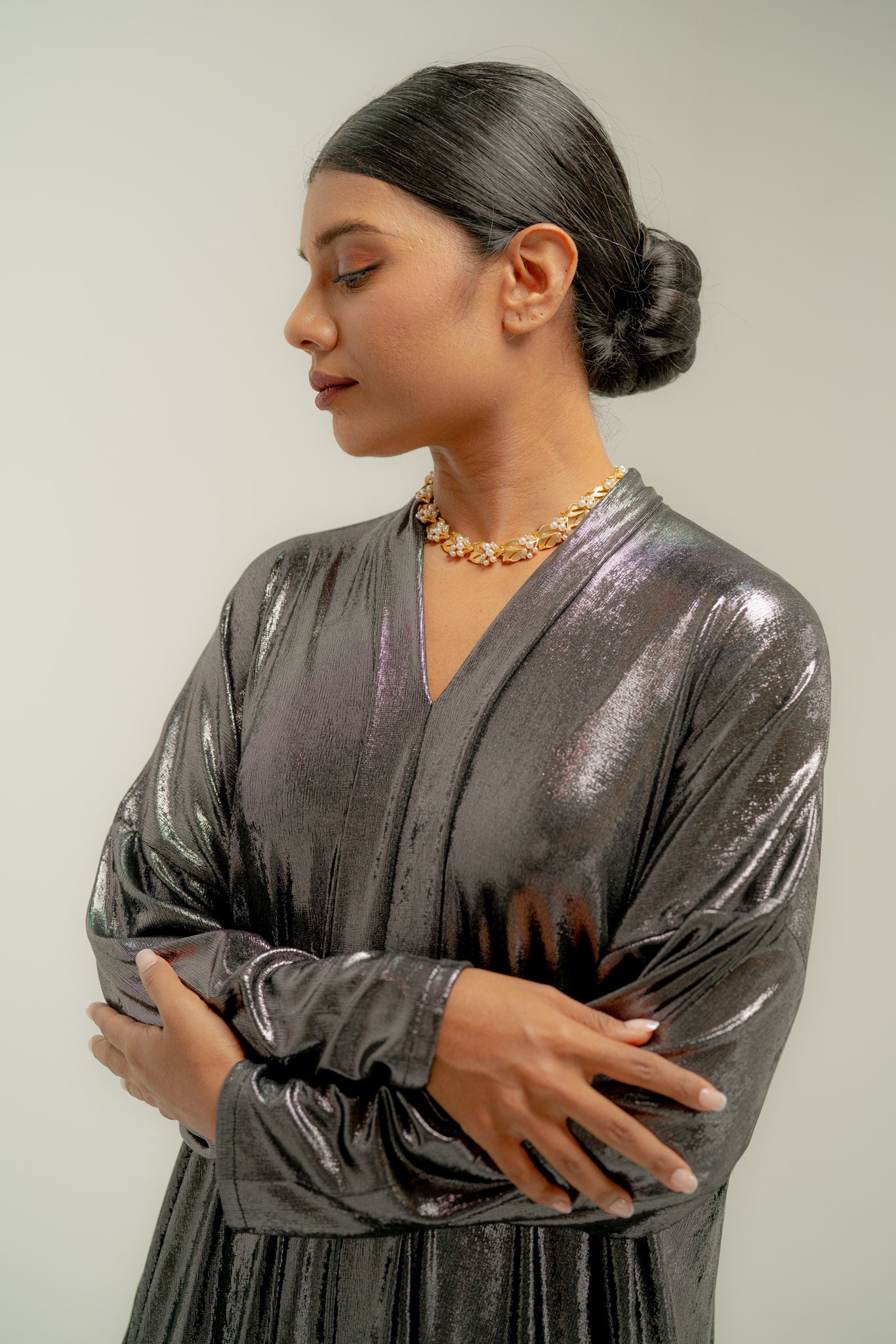 Kusuma Kafaya in Gunmetal