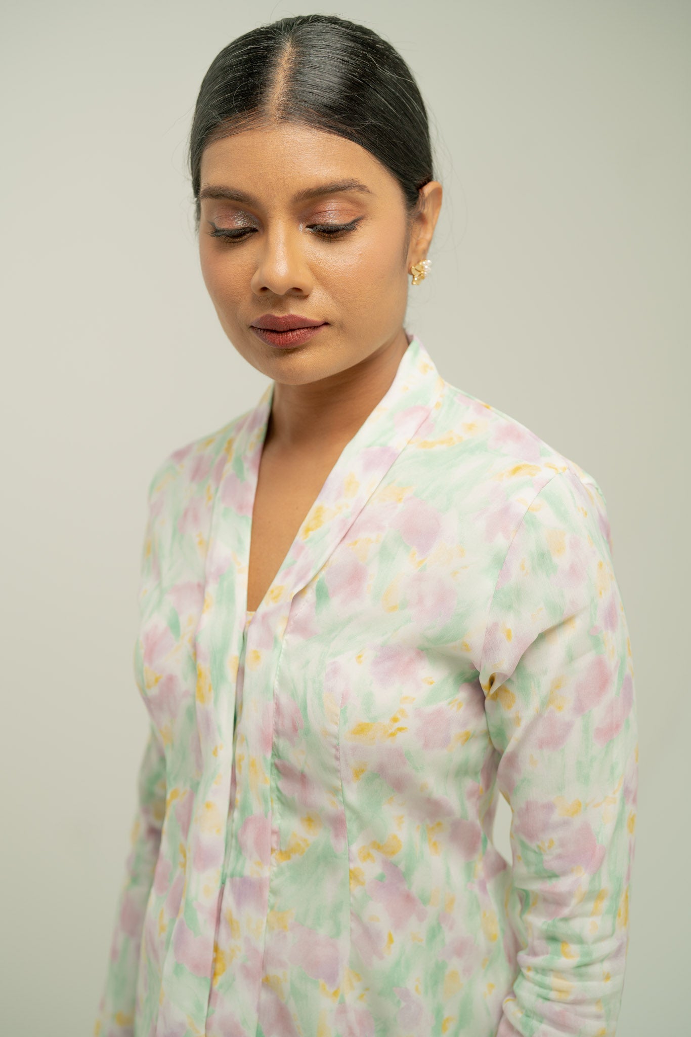 Neha Organza Kebaya Top in Pink