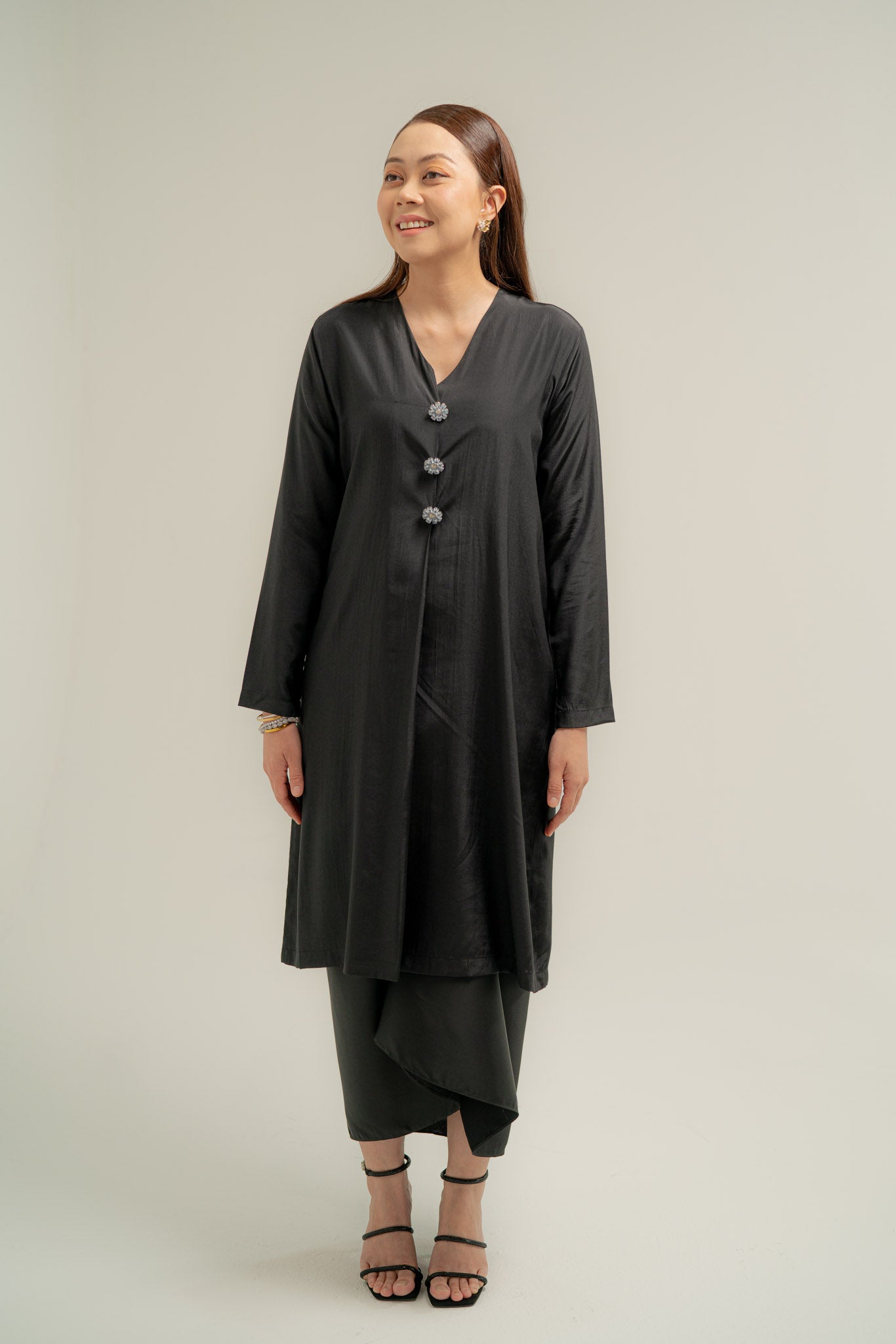 Maya Long Kebaya Top in Black