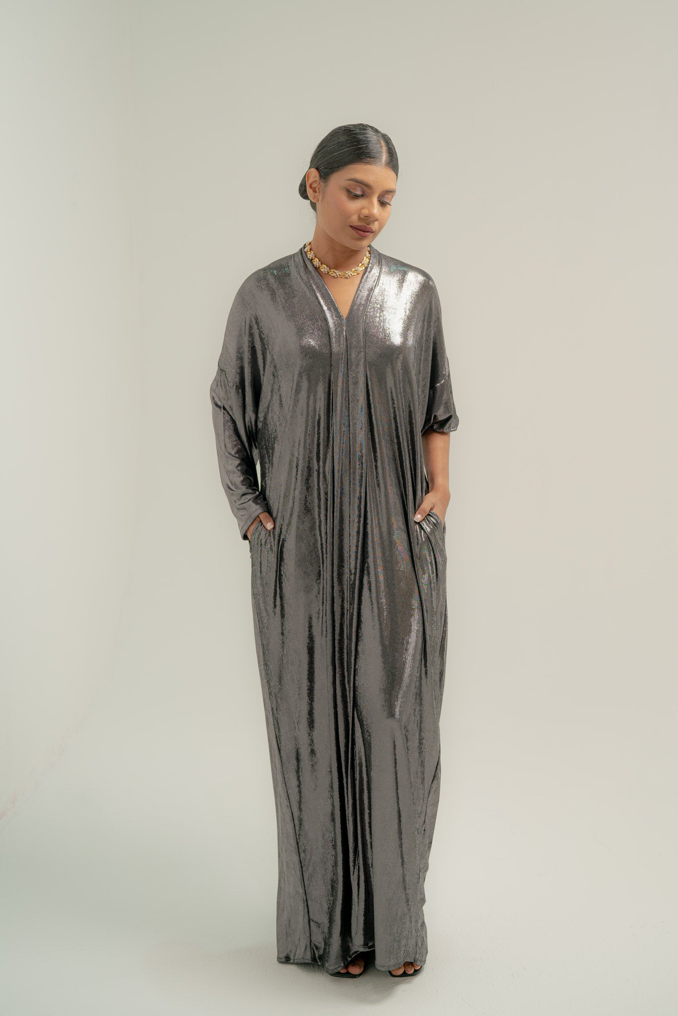 Kusuma Kafaya in Gunmetal