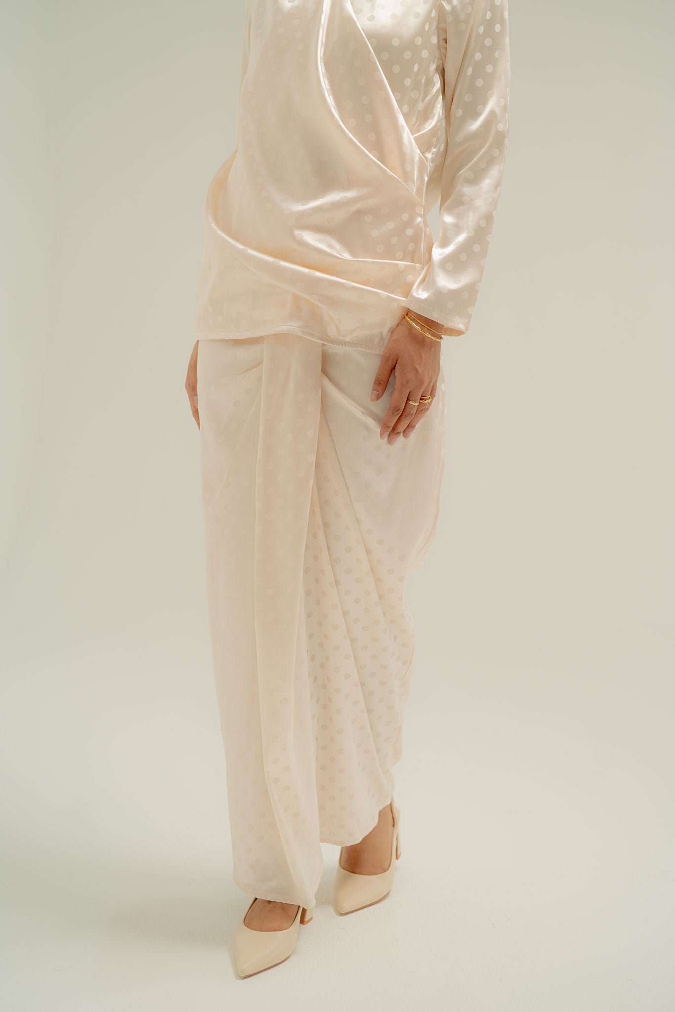 Kailani Polka Satin Jacquard in Ivory