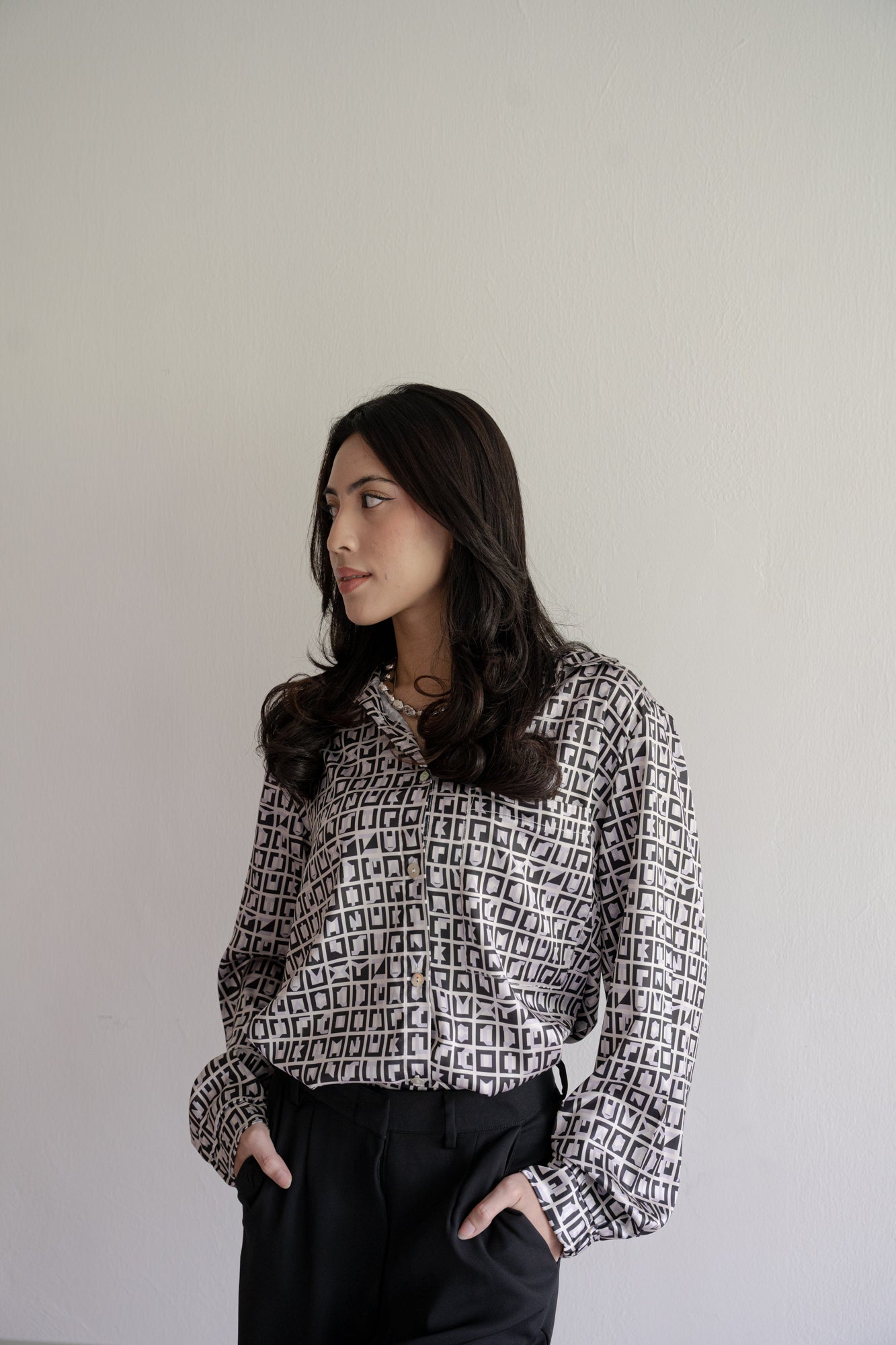 Bianca Satin Shirt in Black/White