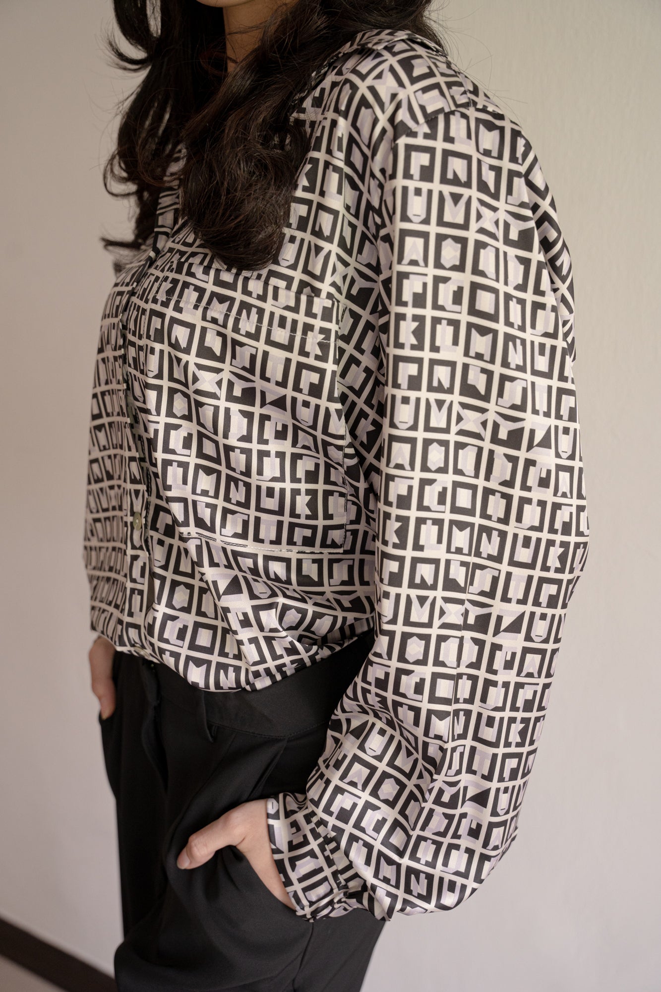 Bianca Satin Shirt in Black/White