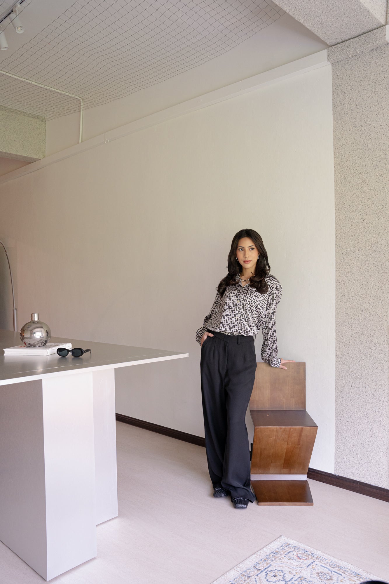 Bianca Satin Shirt in Black/White