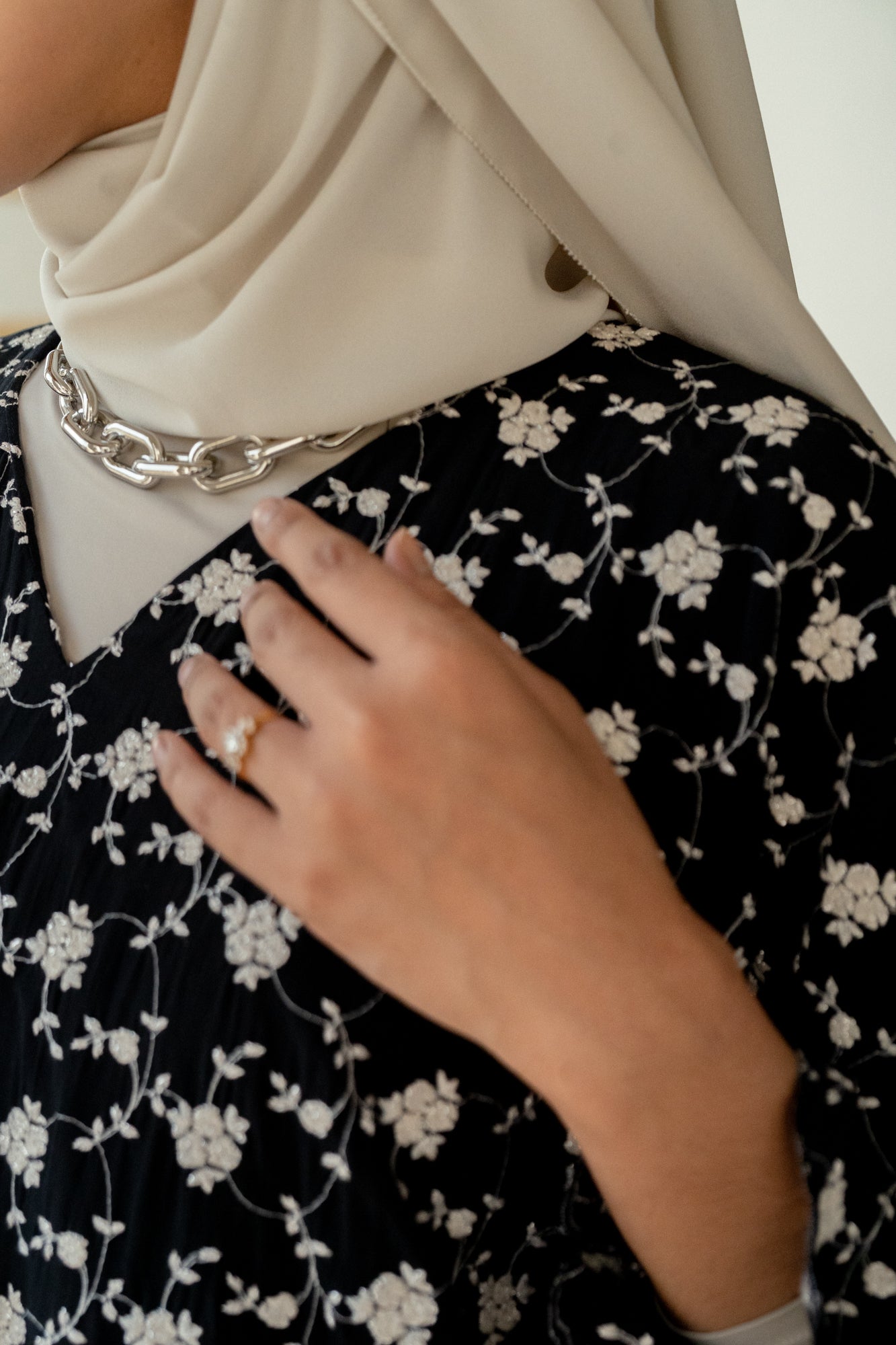 Ratih Kurung V Neck Top in Black