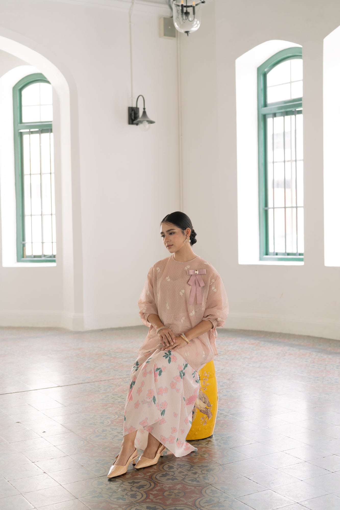 Tuti Ribbon Sleeve Chiffon Top In Dusty Pink