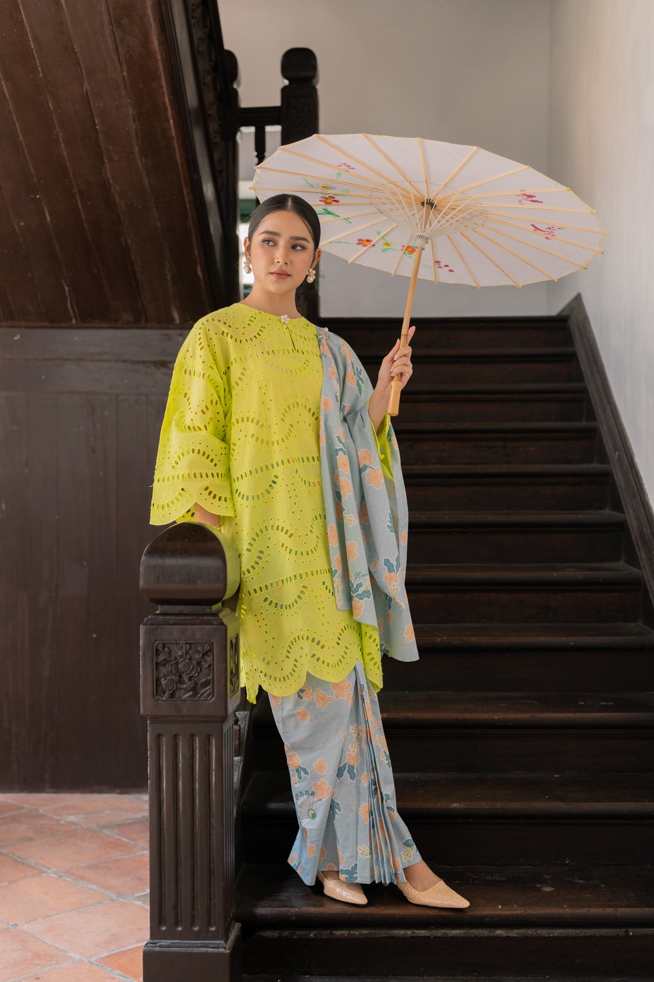 Kalsom Kurung Top in Lime