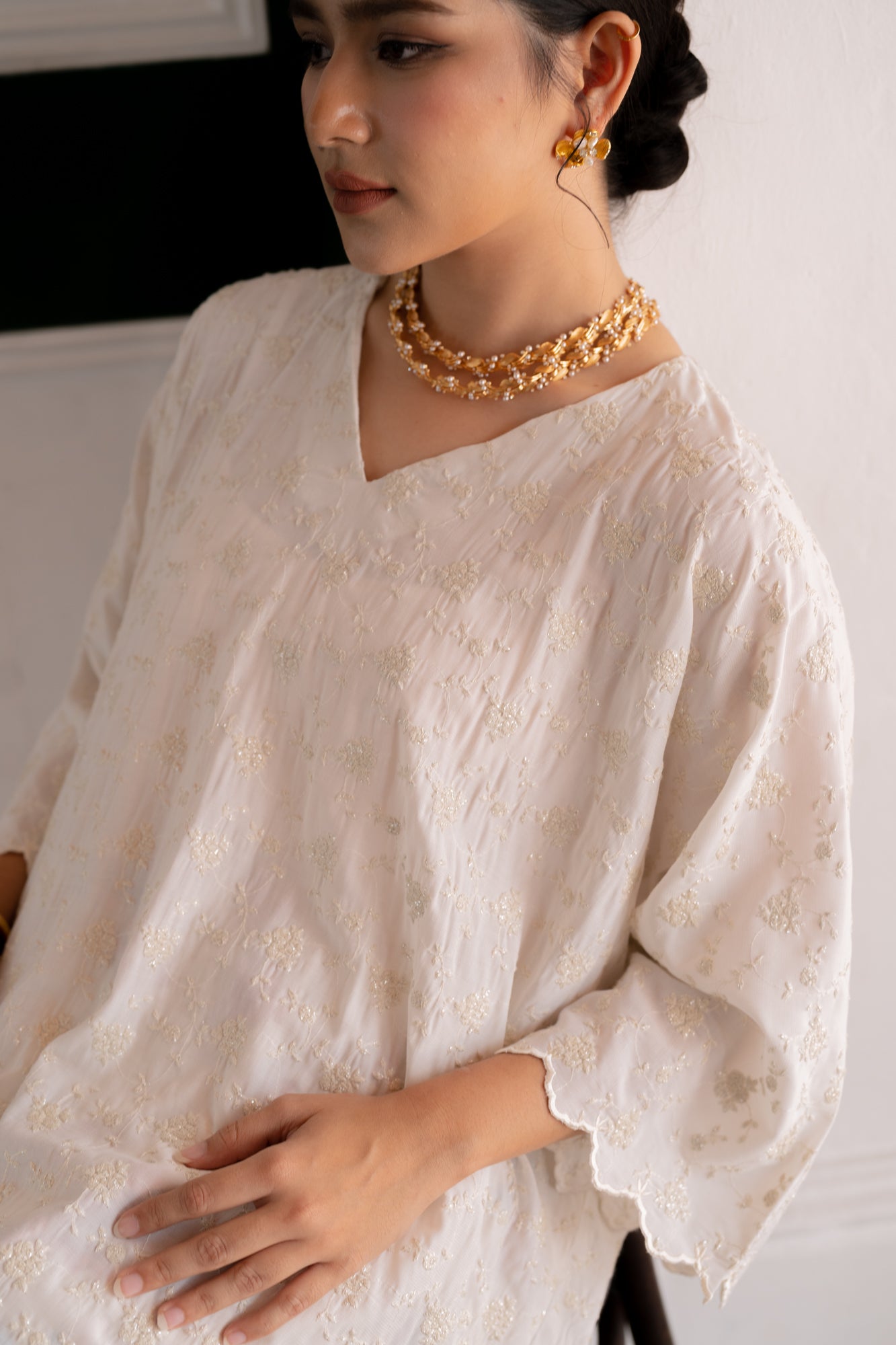 Ratih Kurung V Neck Top in White