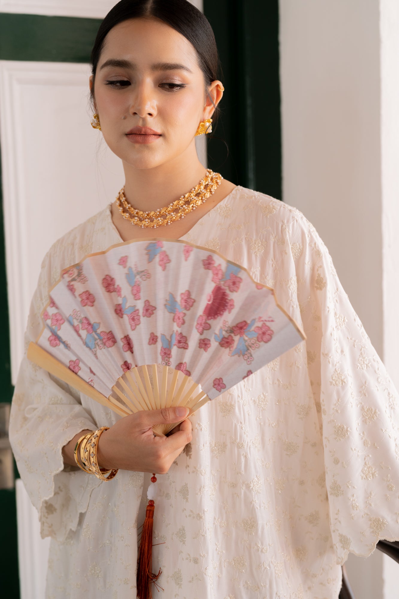 Ratih Kurung V Neck Top in White