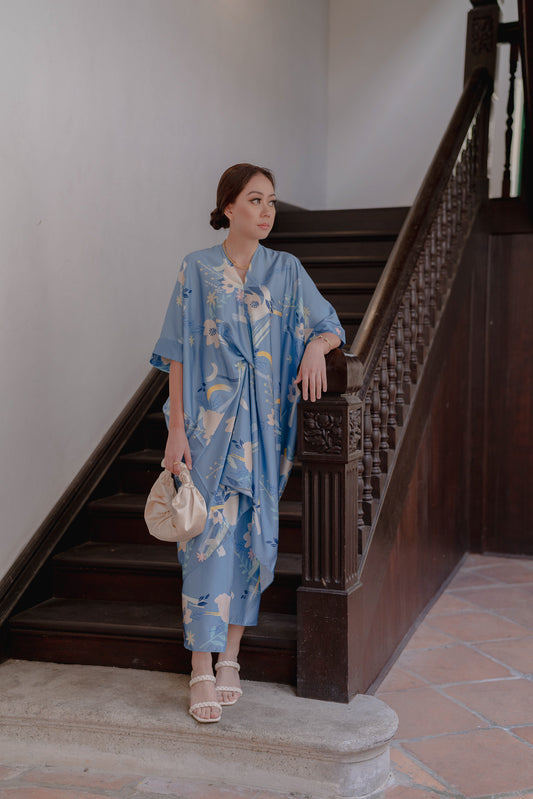 Diah Top in Dusty Blue
