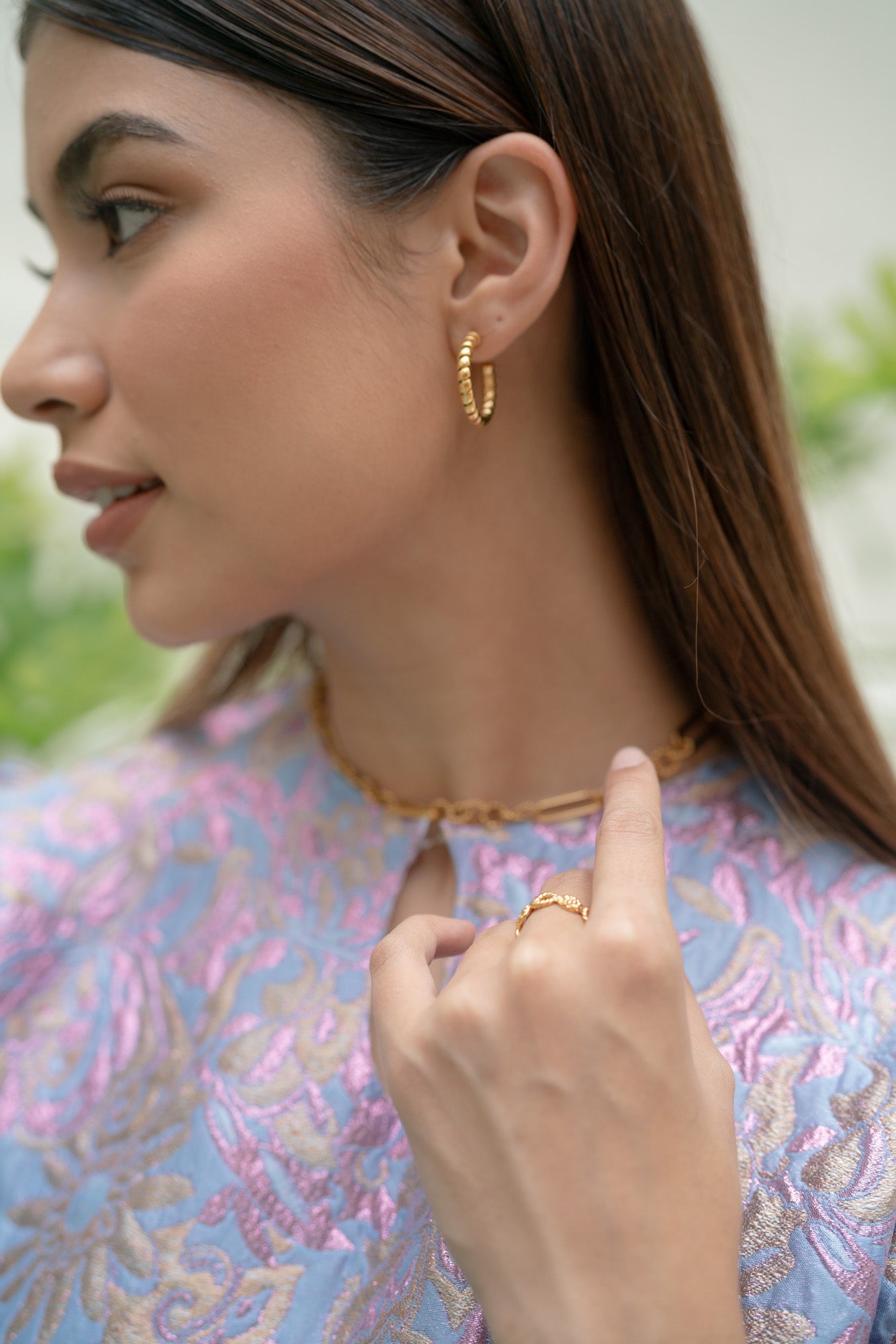 Ray Gold Twist Hoop Earrings