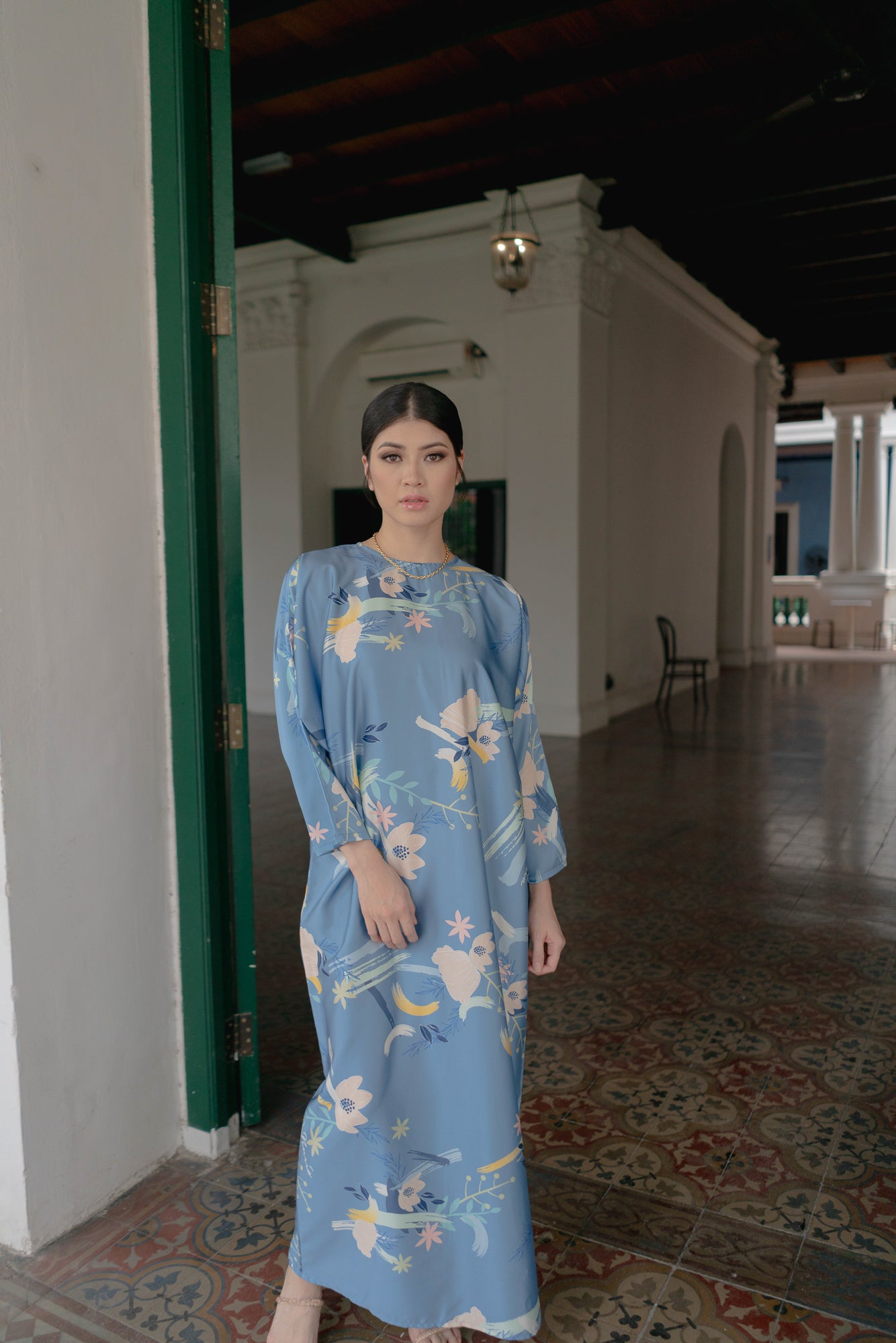 Ara Kaftan in Dusty Blue