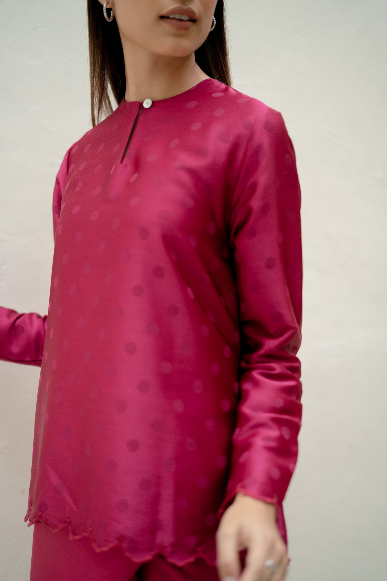 Nona Kurung Polka Dot Top in Magenta
