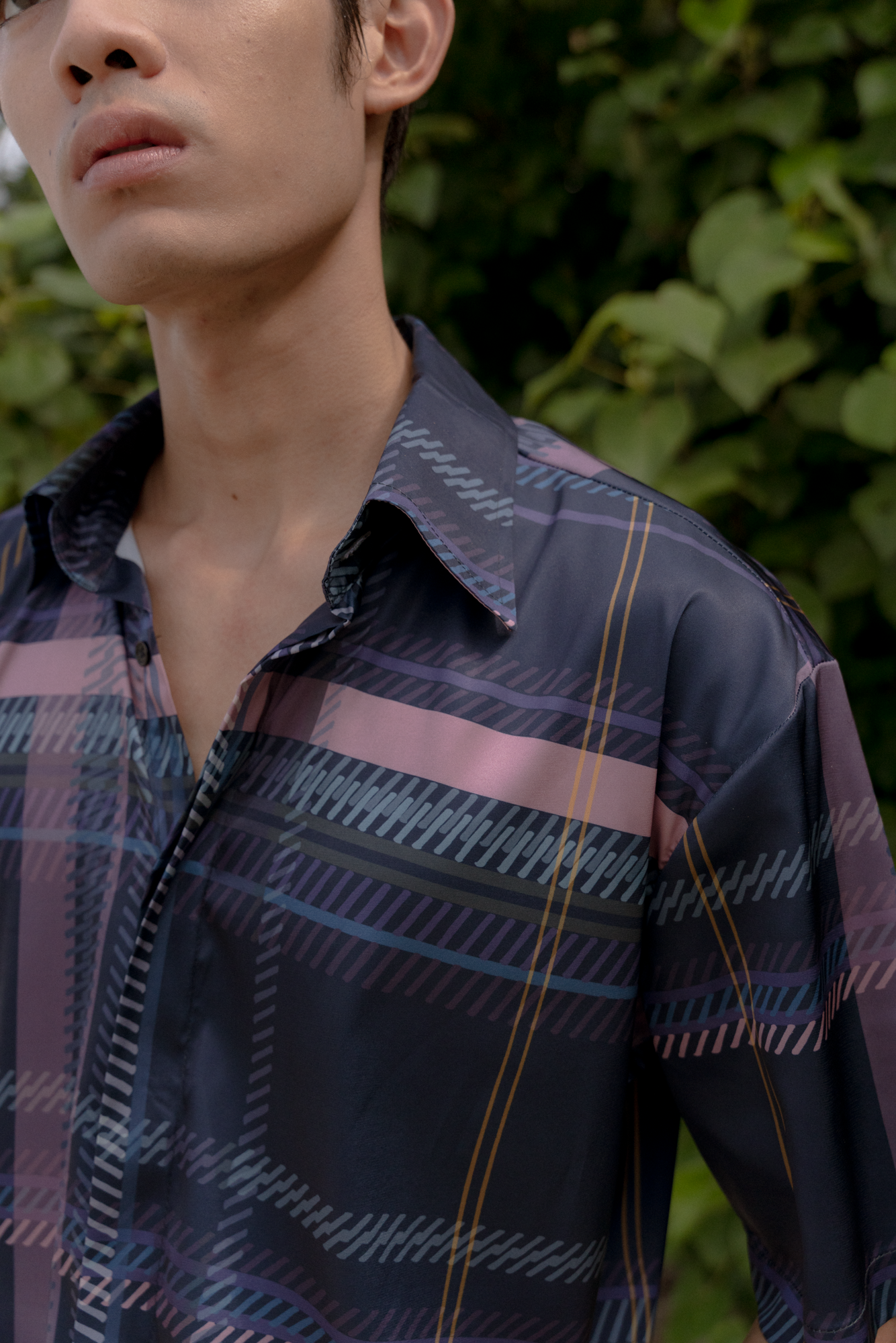 Indra Shirt in Navy Blue / Purple