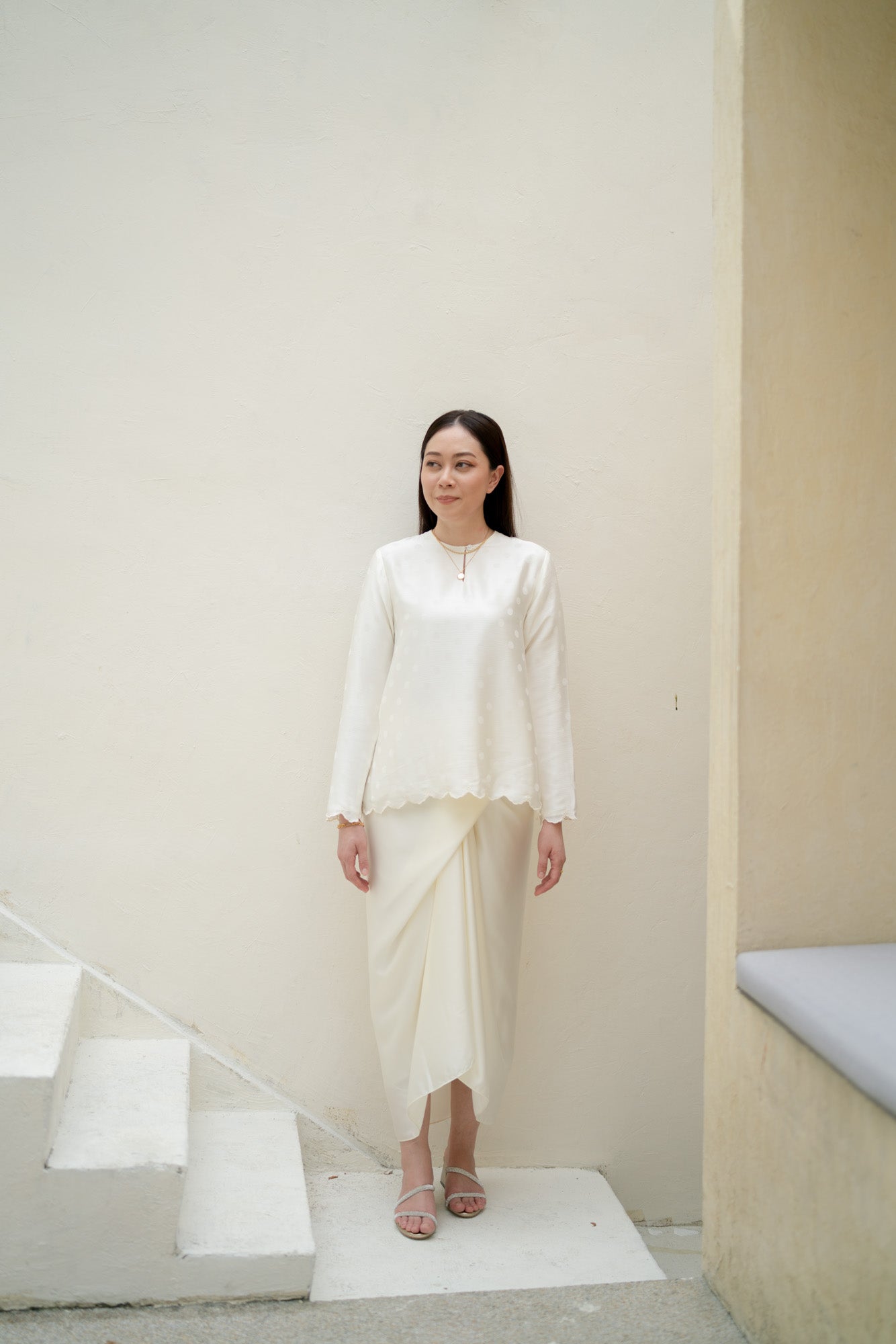Plain Pareo in Ivory