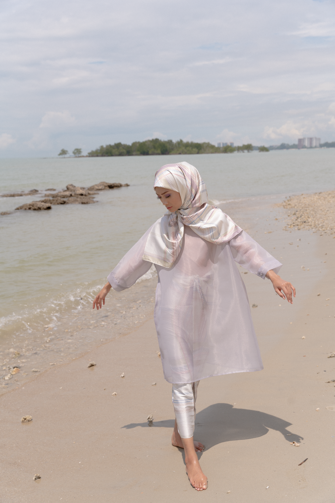 Wardah Top in Grey Blue