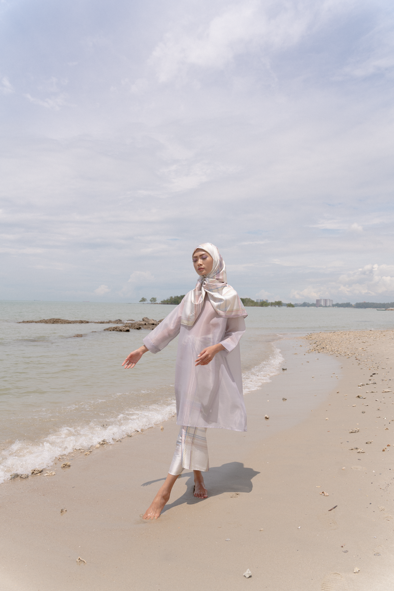 Wardah Top in Grey Blue