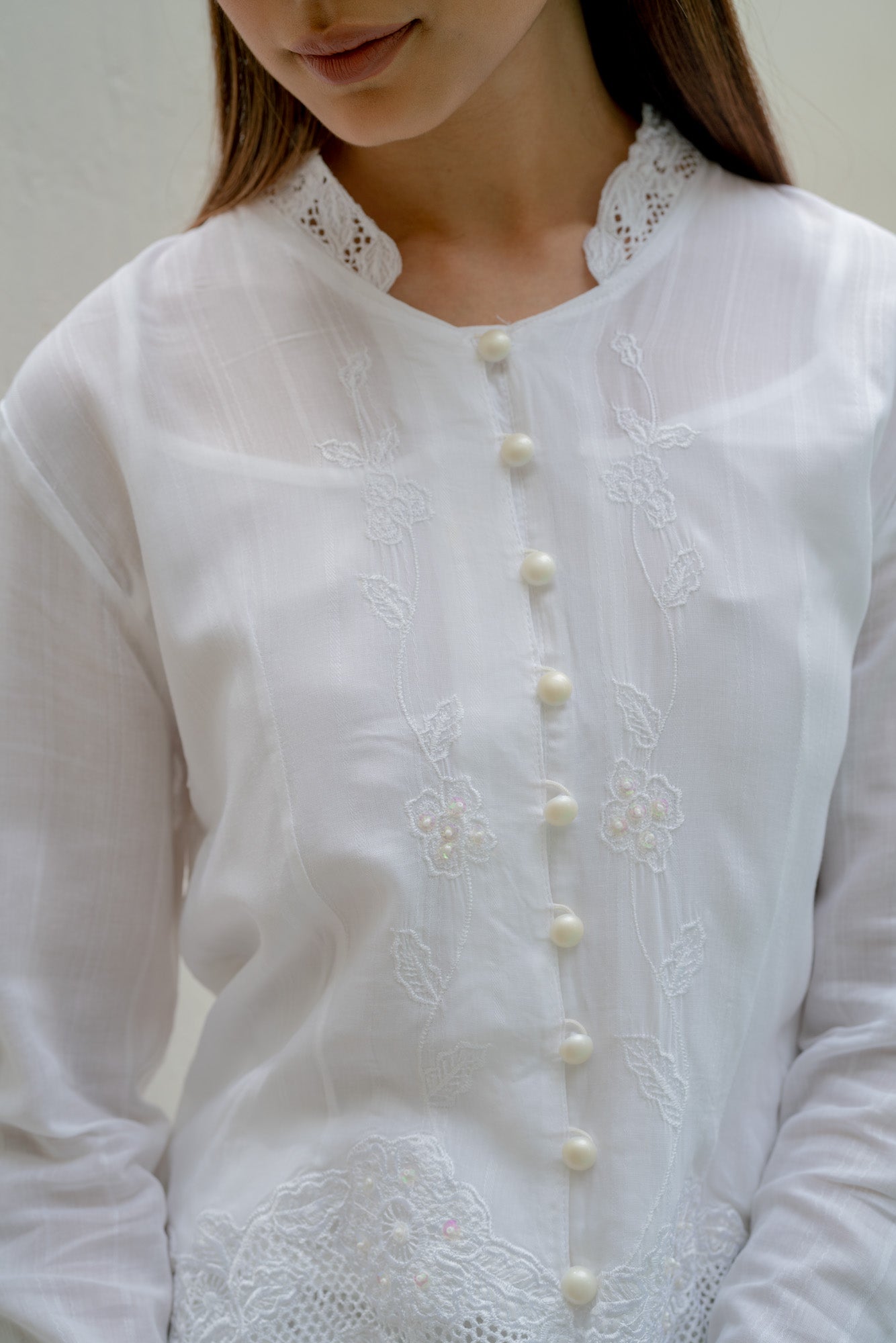 Yesi Long Sleeve Kebaya