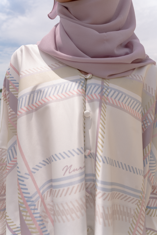 Kuntum Top in Beige
