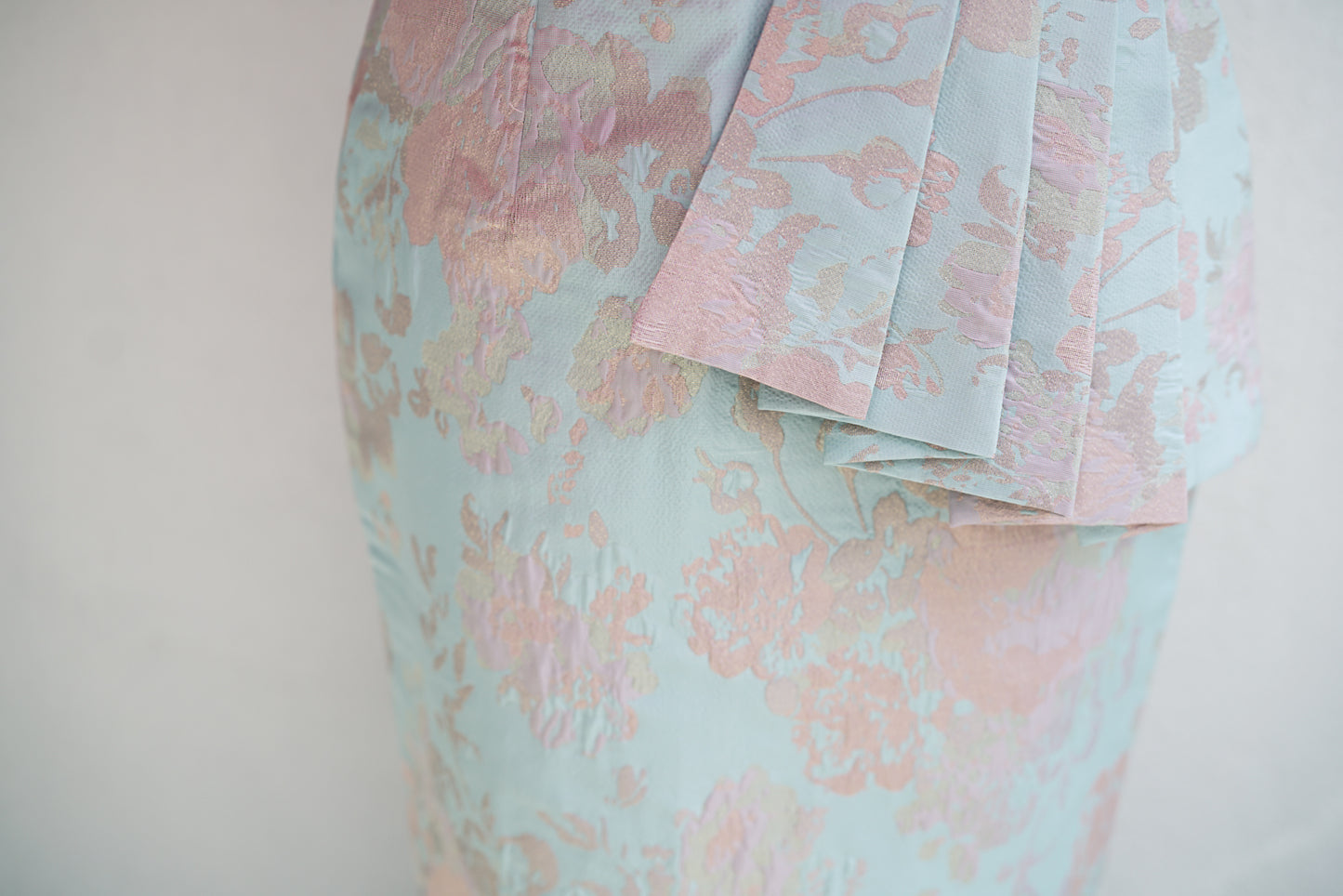 MEGHAN in Dusty Blue Pink