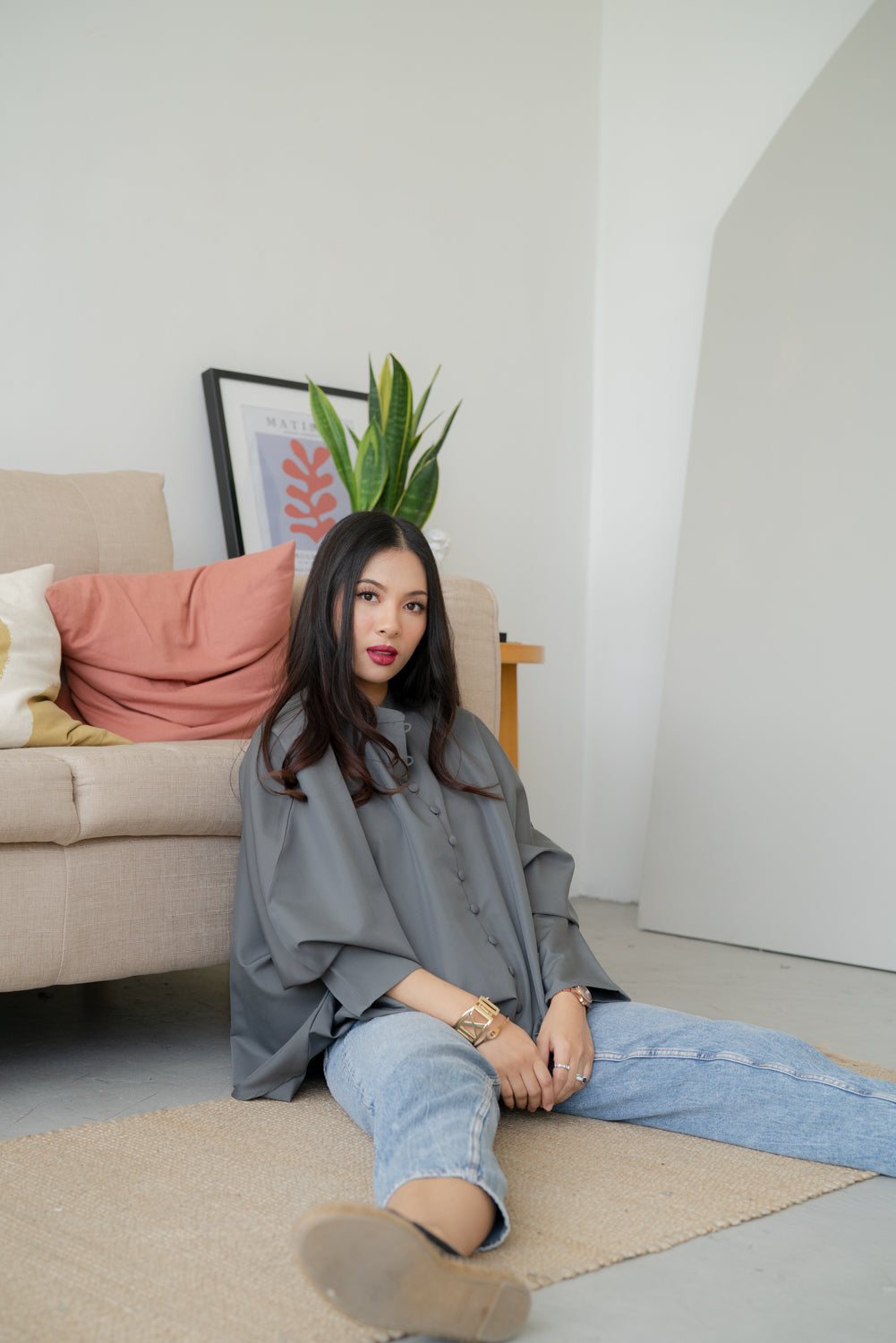 LIV Blouse in Grey
