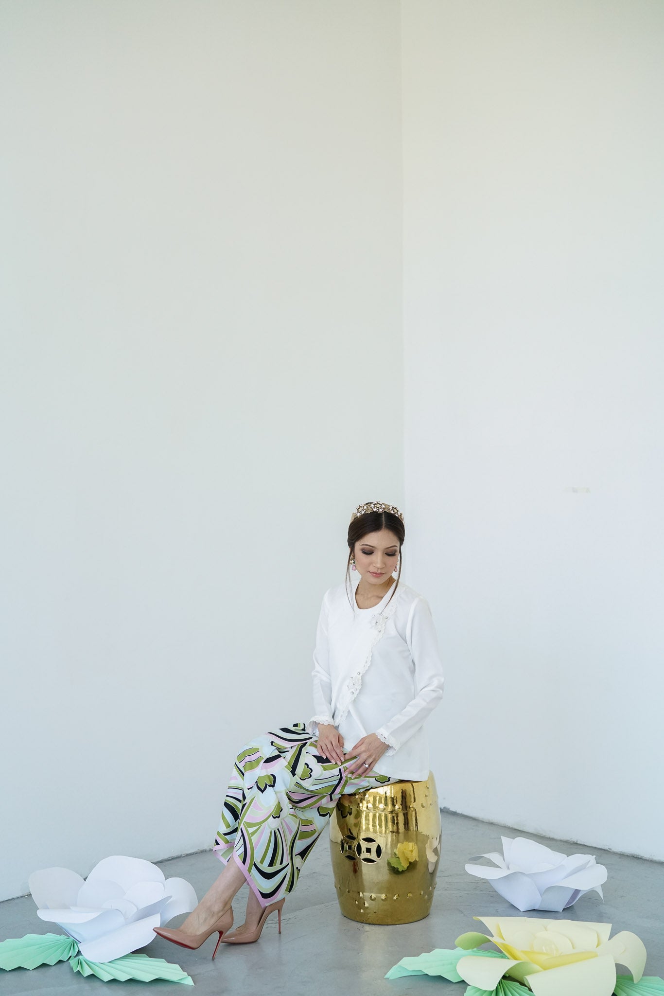 SELENE in WHITE