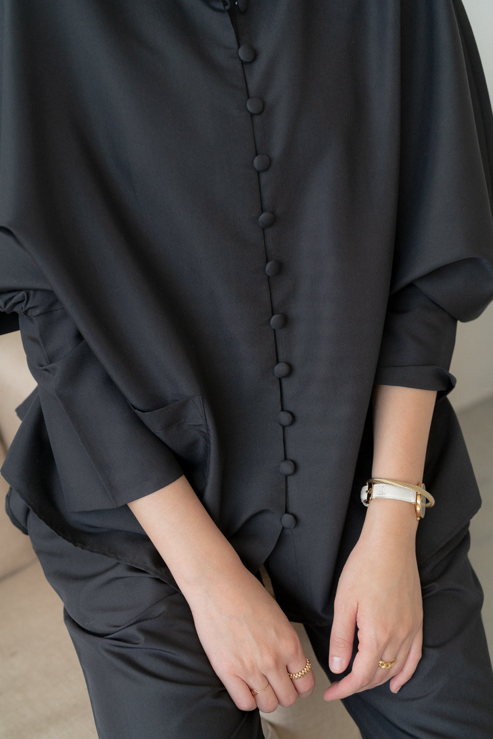 LIV Blouse in Black