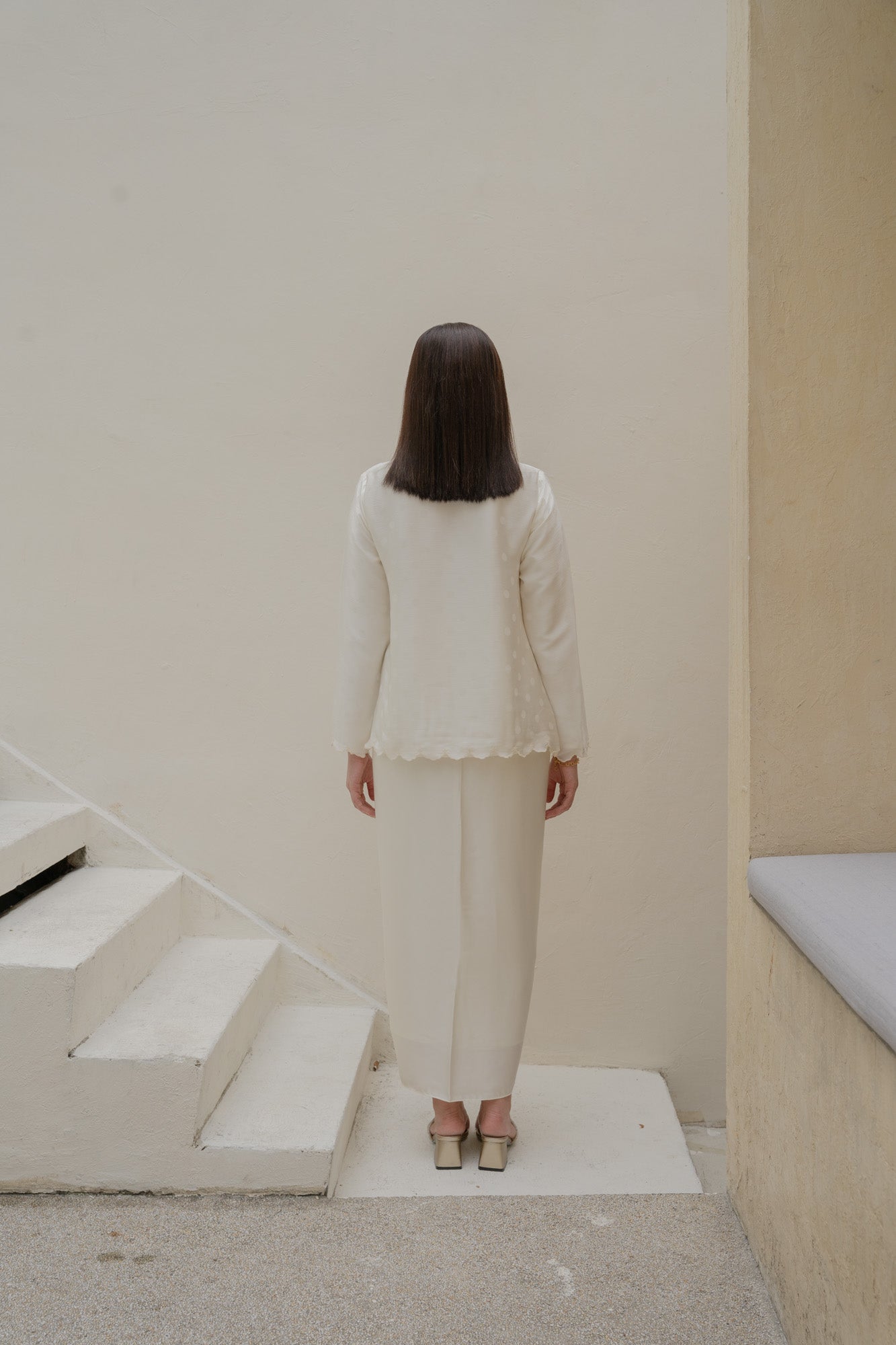 Plain Pareo in Ivory