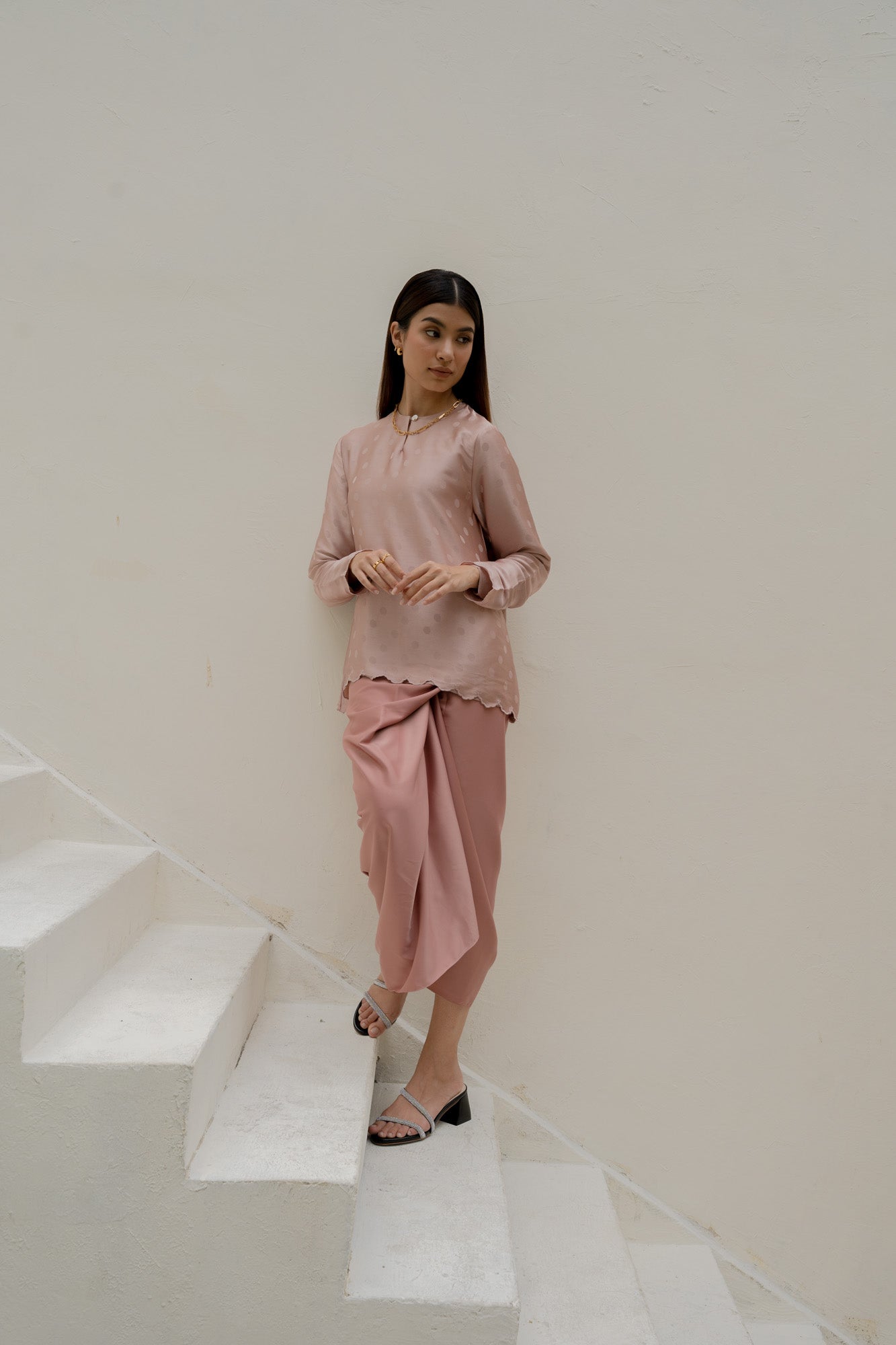 Plain Pareo in Mud Pink