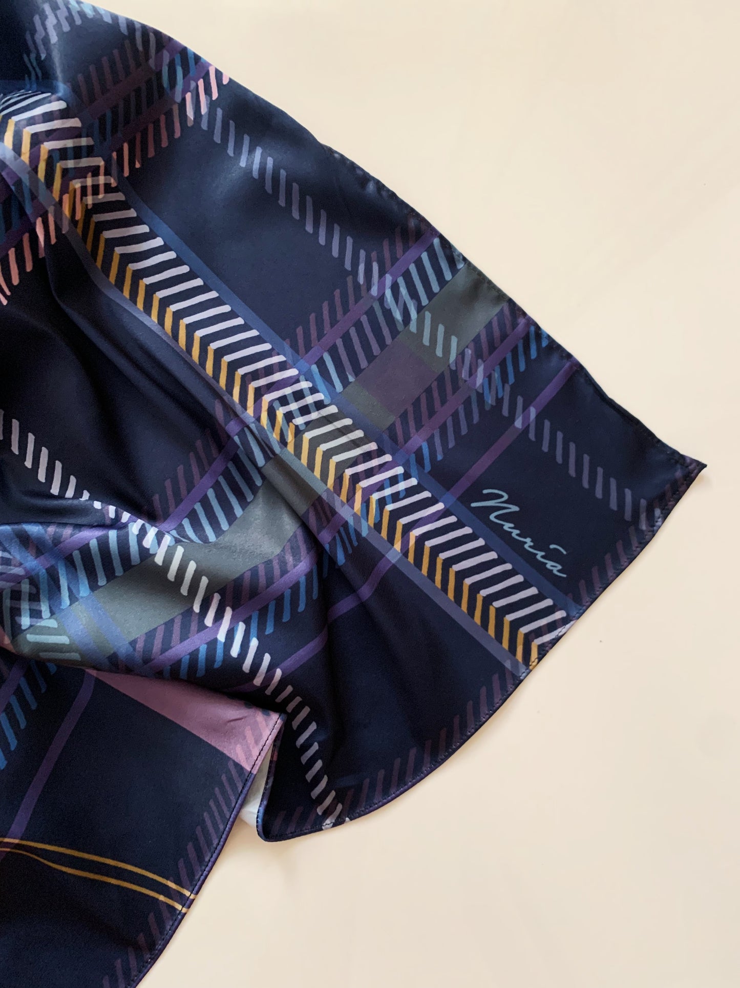 Indra Shirt in Navy Blue / Purple