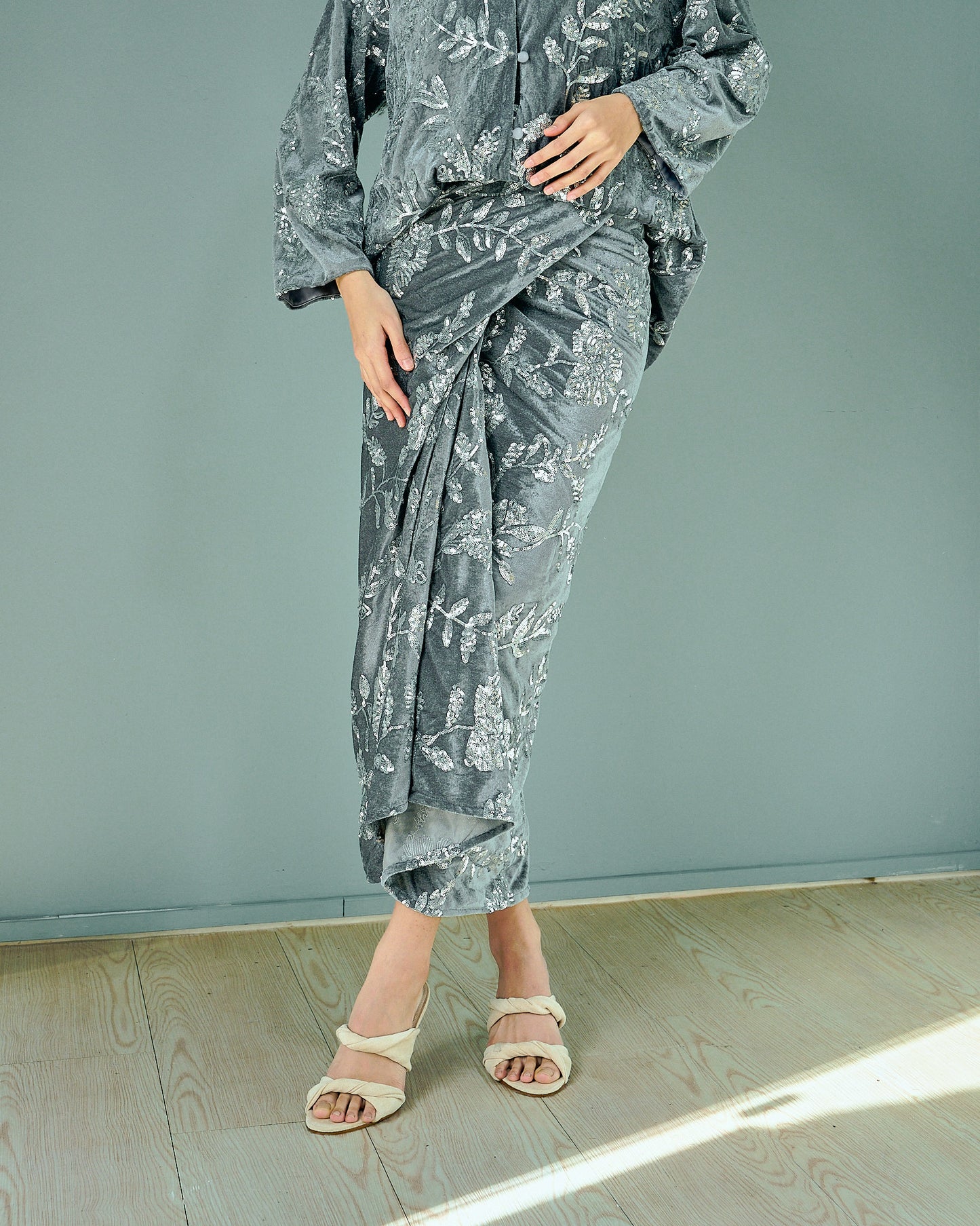 ZIYA Silver Sequin Velvet Set