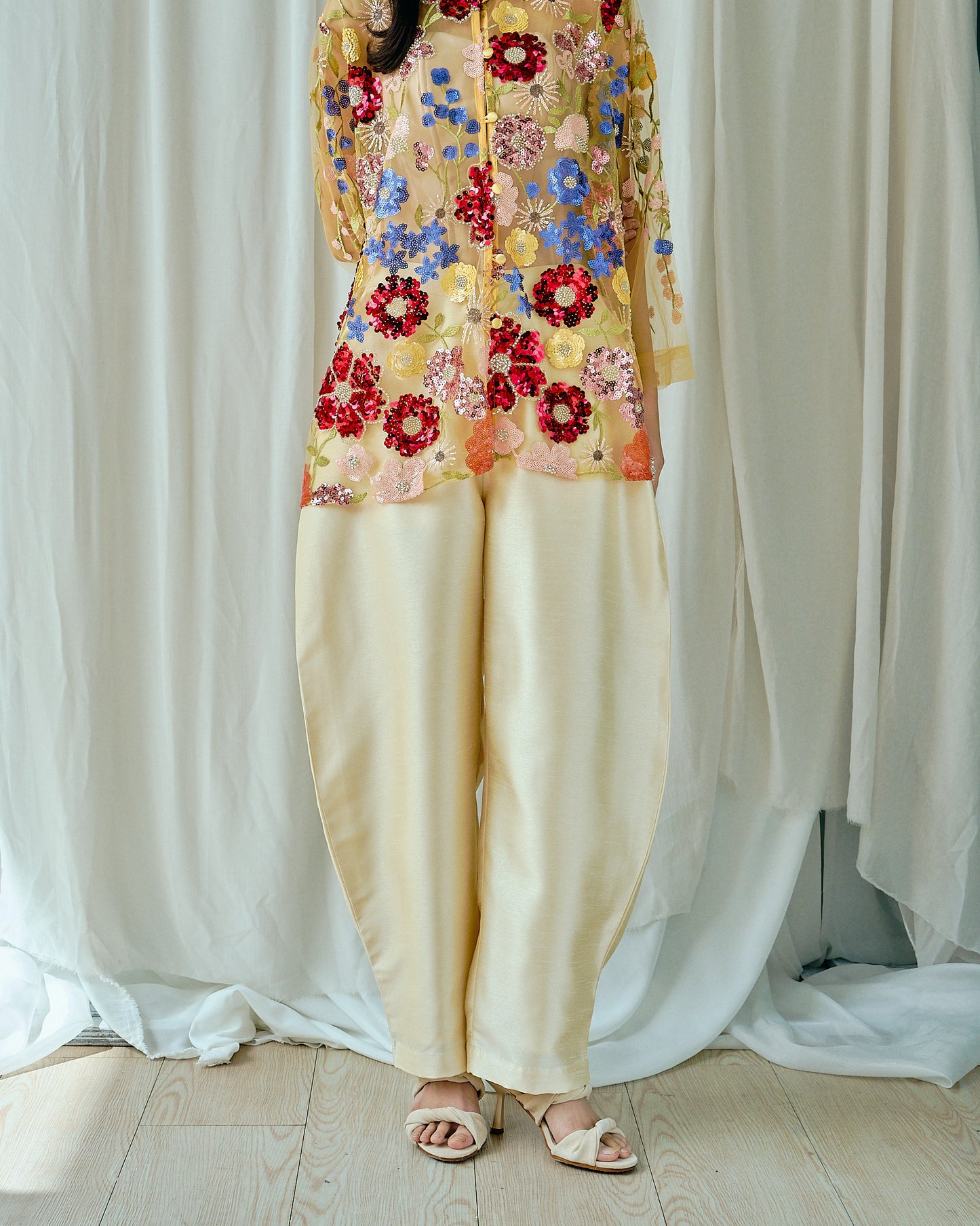 RIA Barrel Pants in Cream