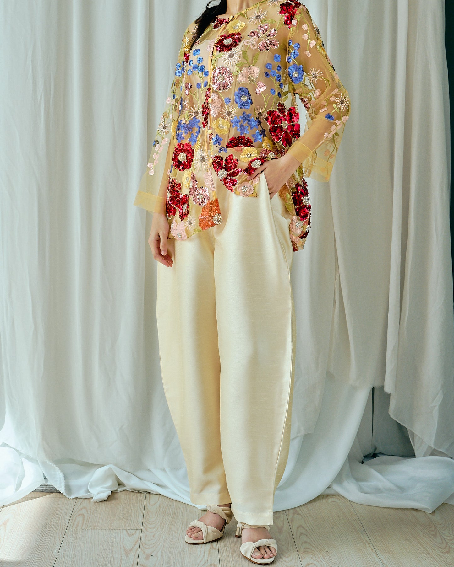 RIA Barrel Pants in Cream