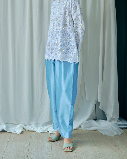 RIA Barrel Pants in Blue