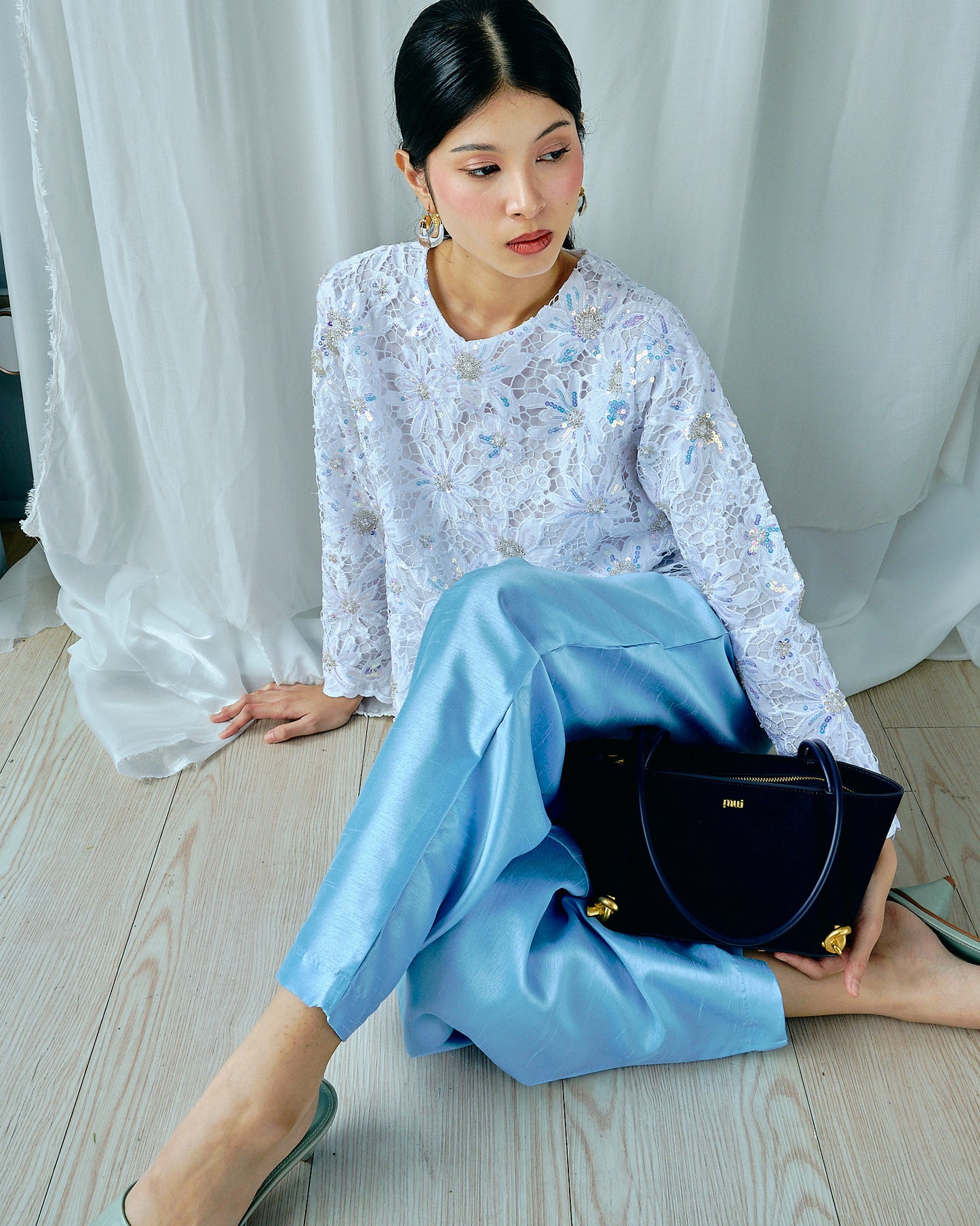 RIA Barrel Pants in Blue