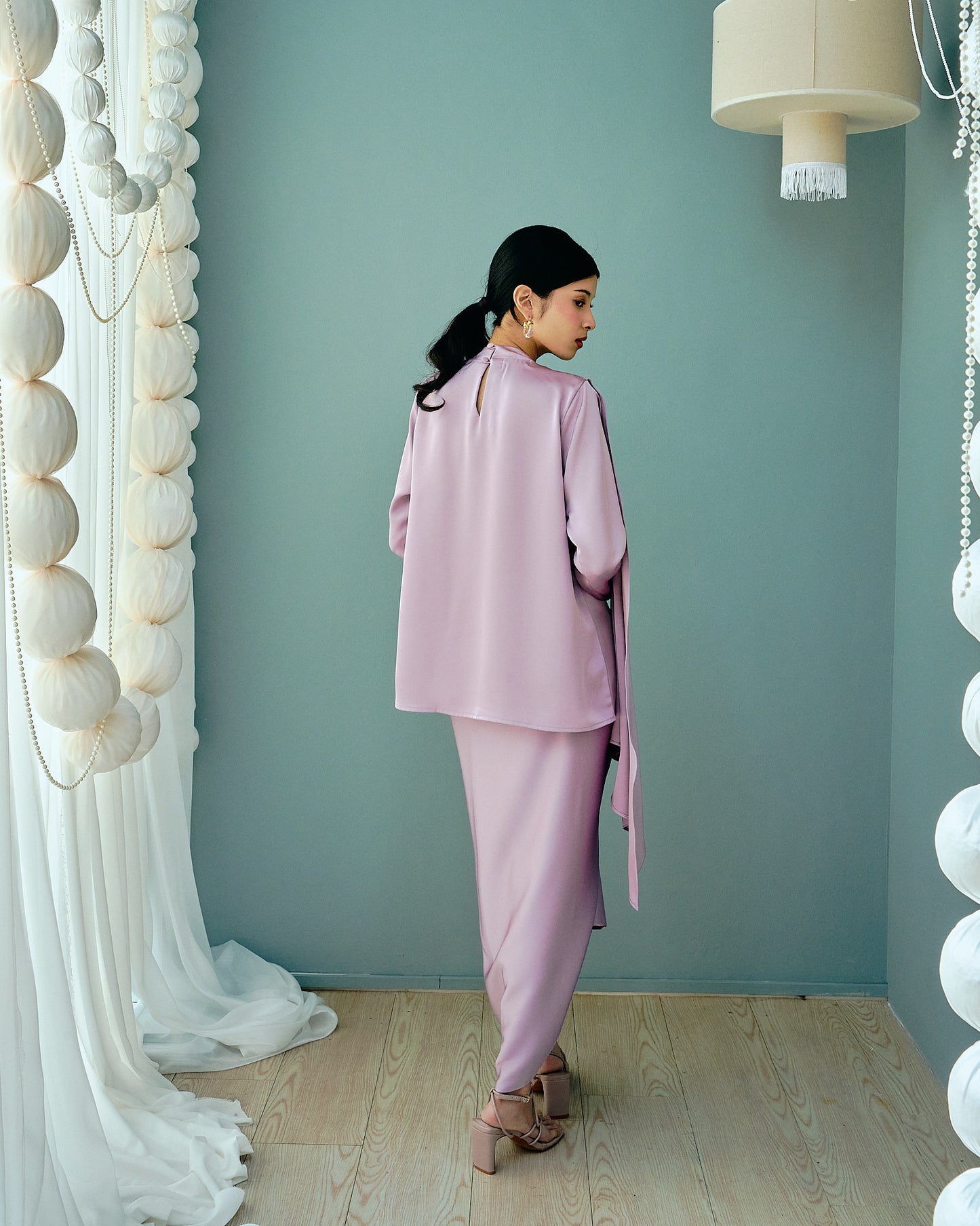 SASKIA Satin Drape Set in Lilac