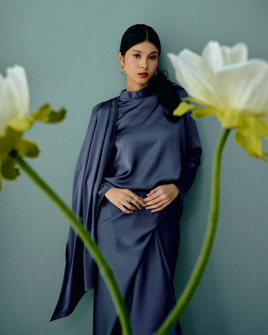 SASKIA Satin Drape Set in Blue