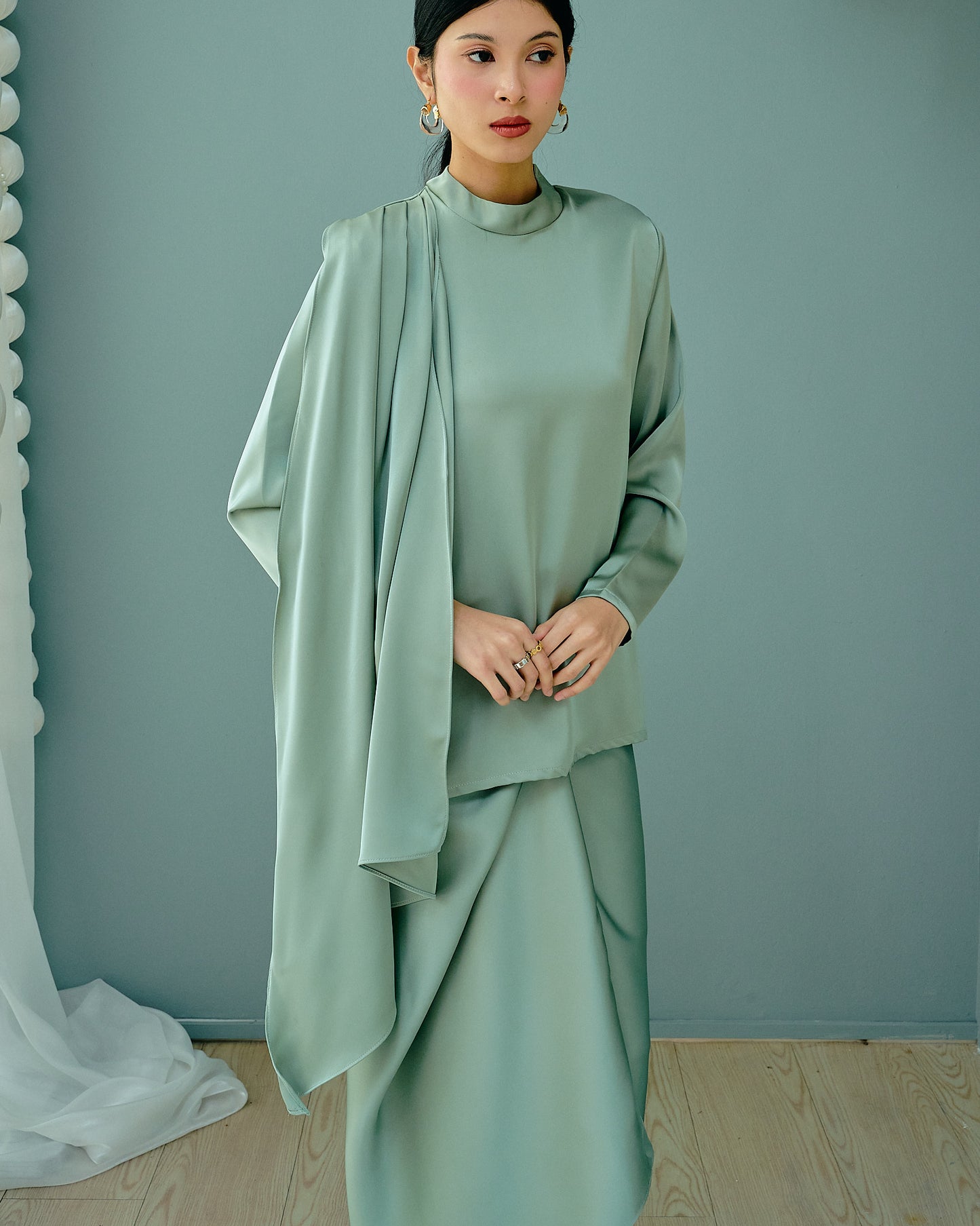 SASKIA Satin Drape Set in Sage Green