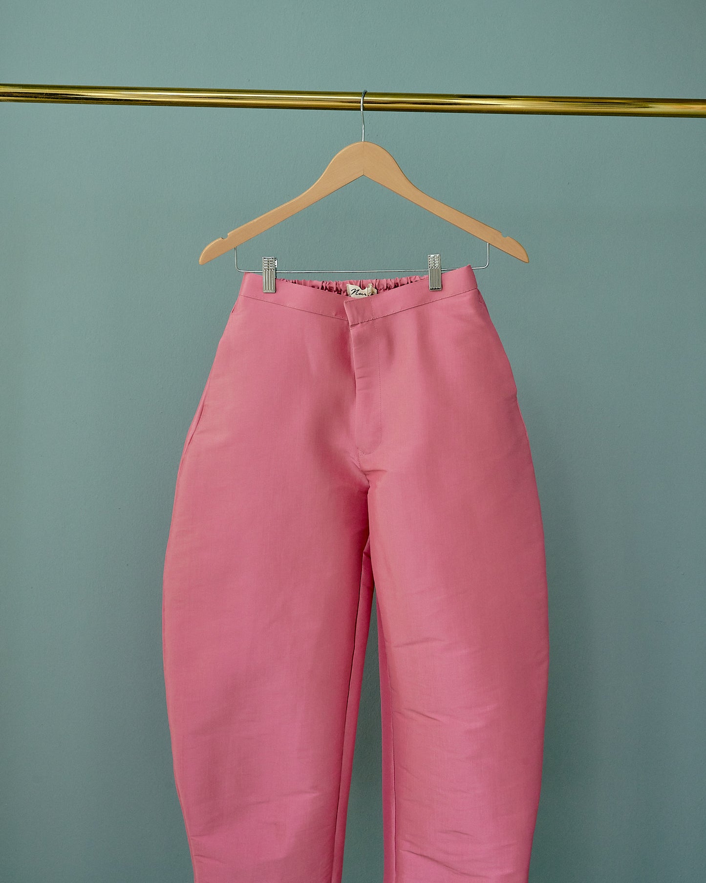 RIA Barrel Pants in Pink