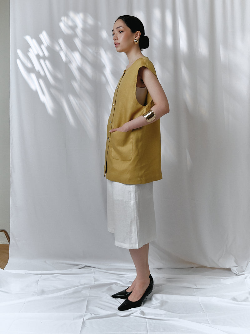 Sora Linen Vest in Olive Green