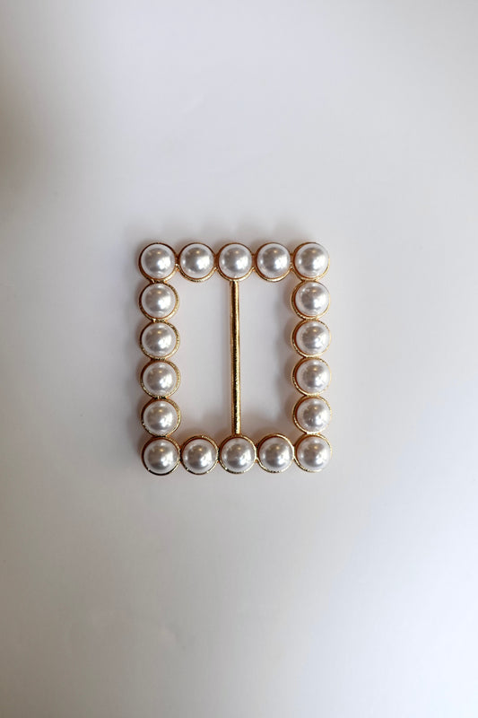 Pearl Pareo Buckle