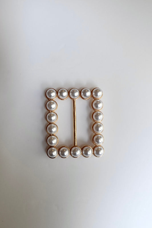 Pearl Pareo Buckle