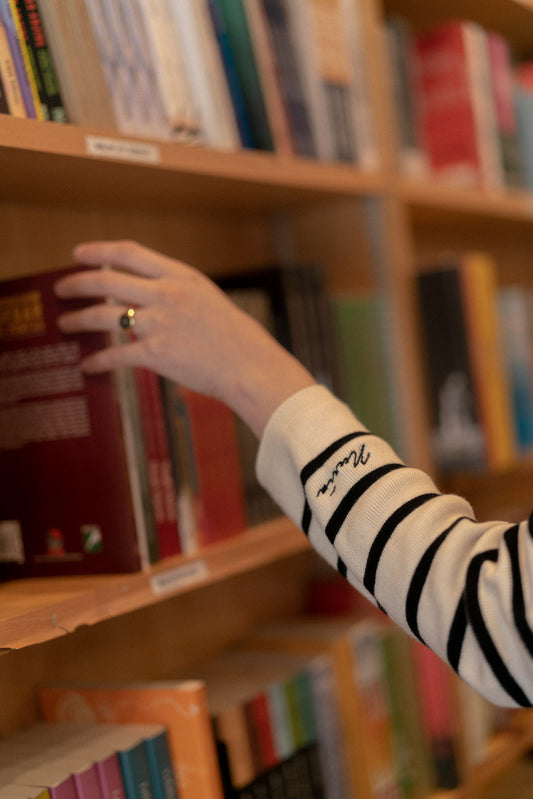 Marie Cardigan in Black/White