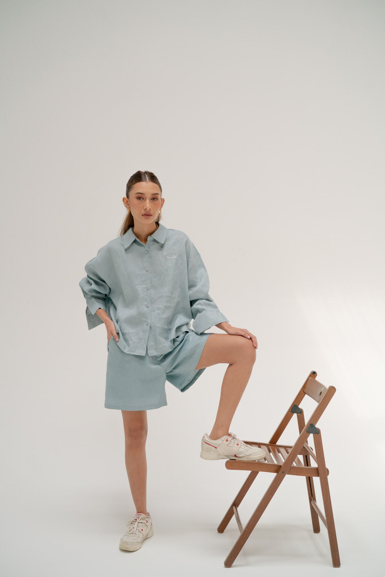 Avi Linen Shirt in Dusty Blue