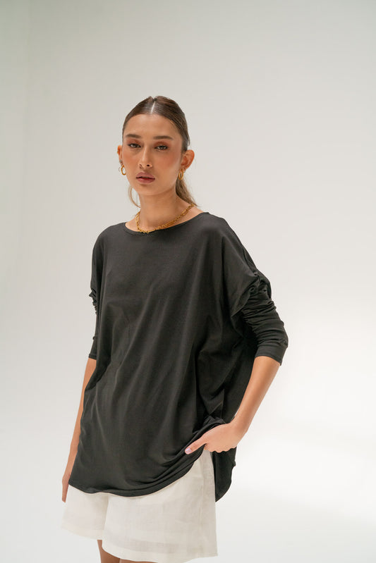 Ezra Batwing Top in Black